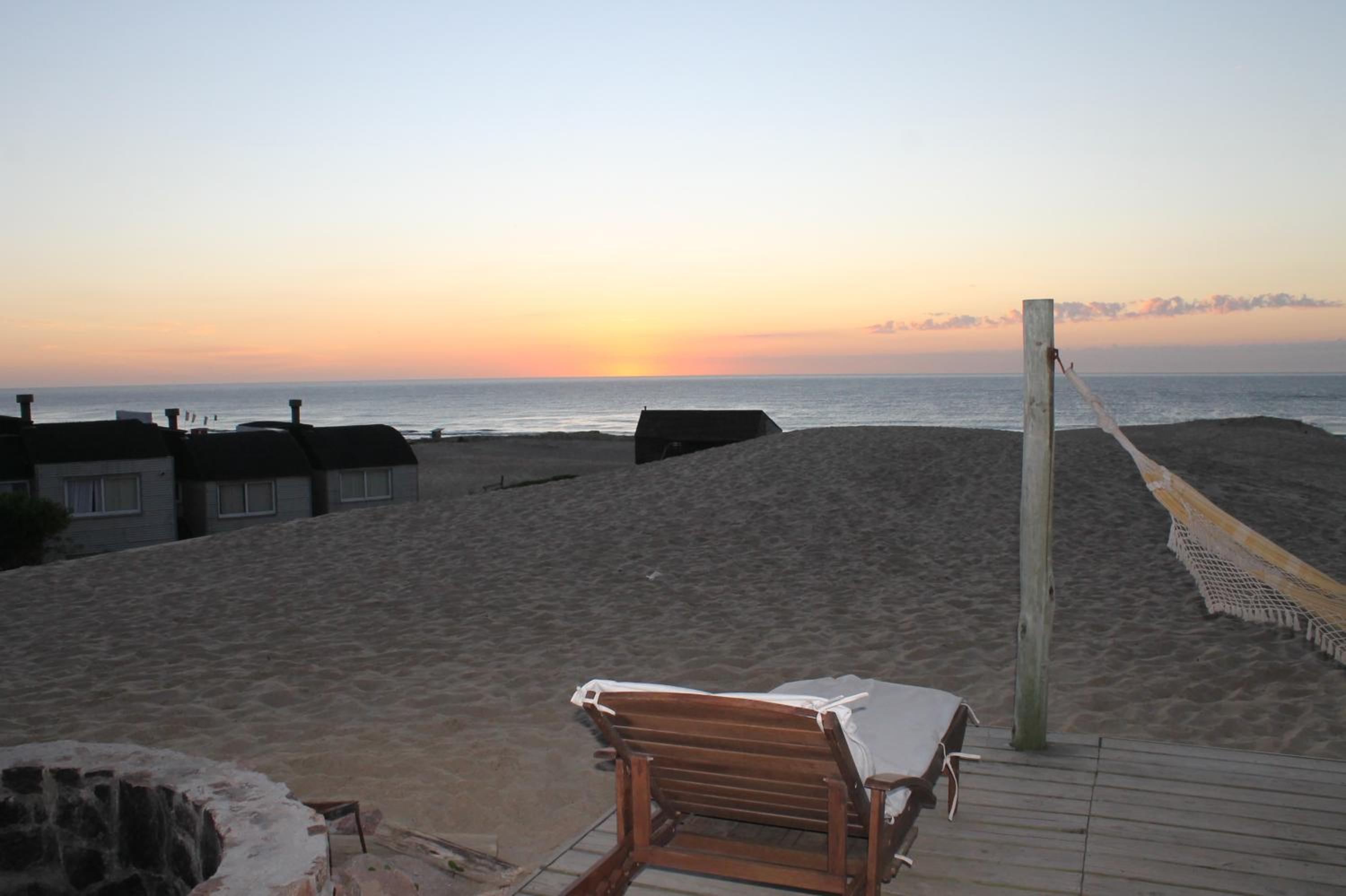 Arenas del Mar view 2