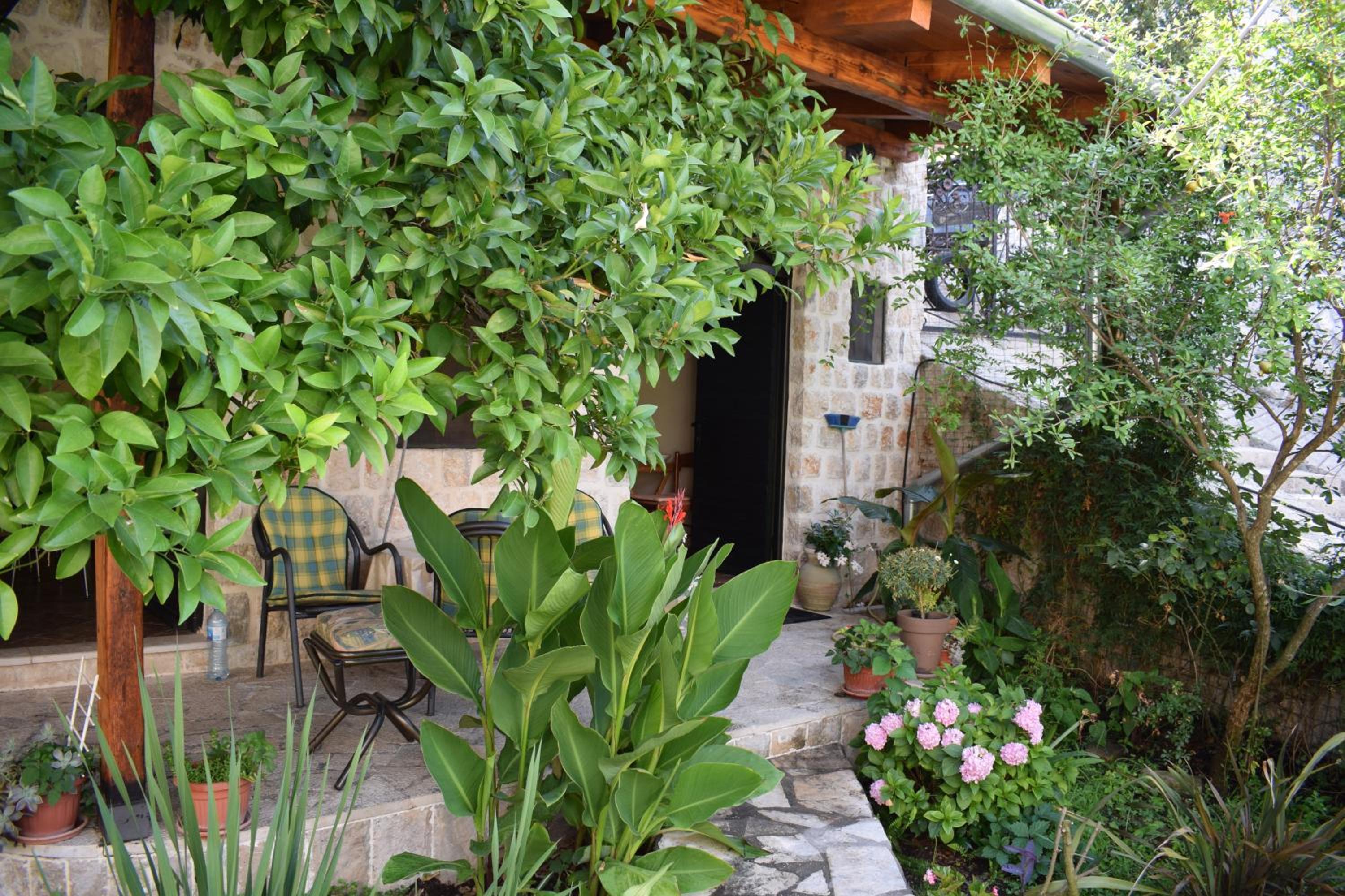 Captain's House in Dobrota