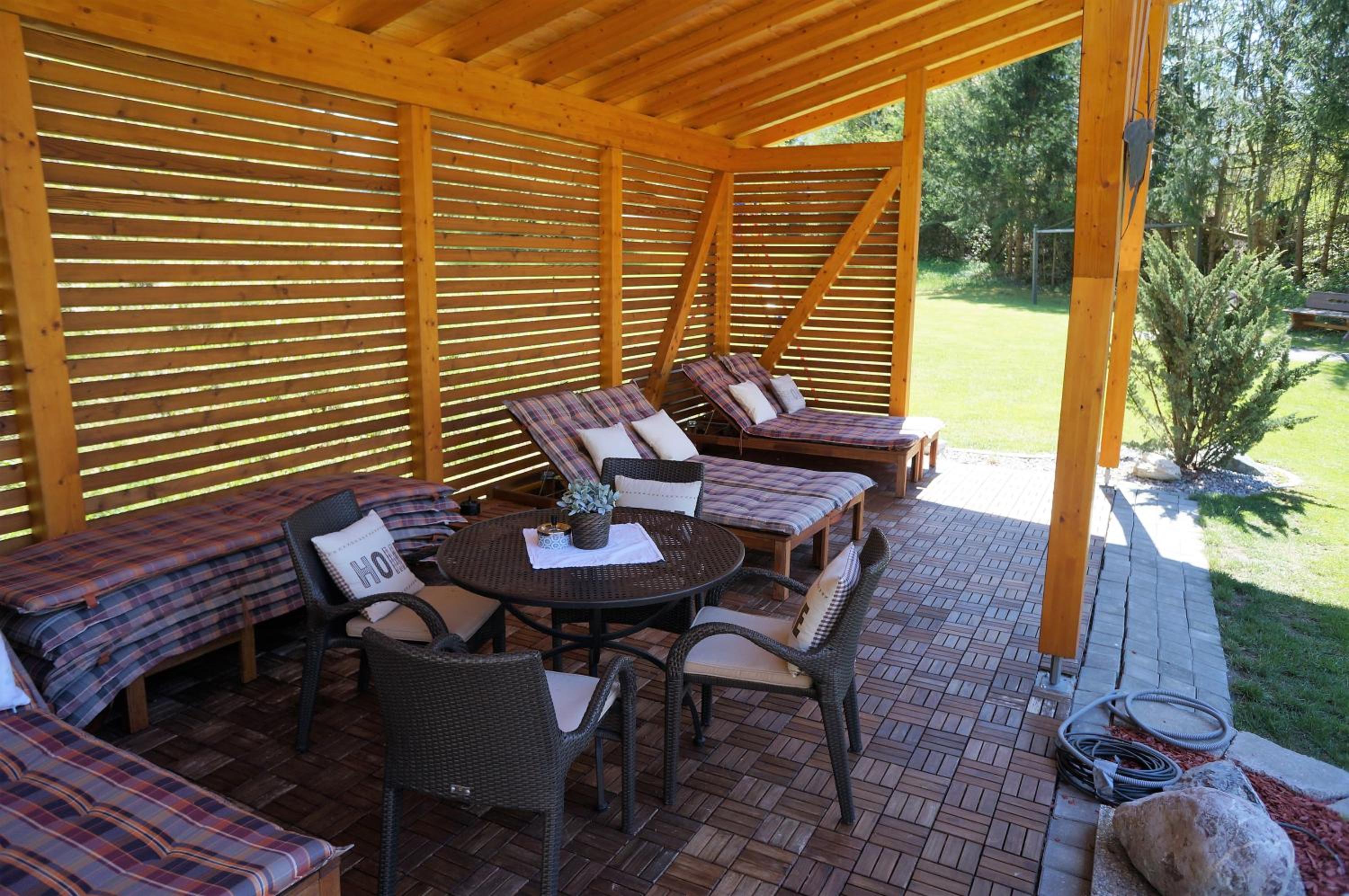 Gästehaus Almrausch, Ferienanlage mit Pool