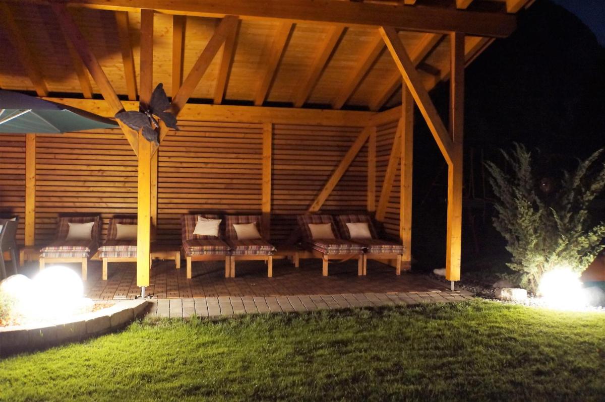 Gästehaus Almrausch, Ferienanlage mit Pool