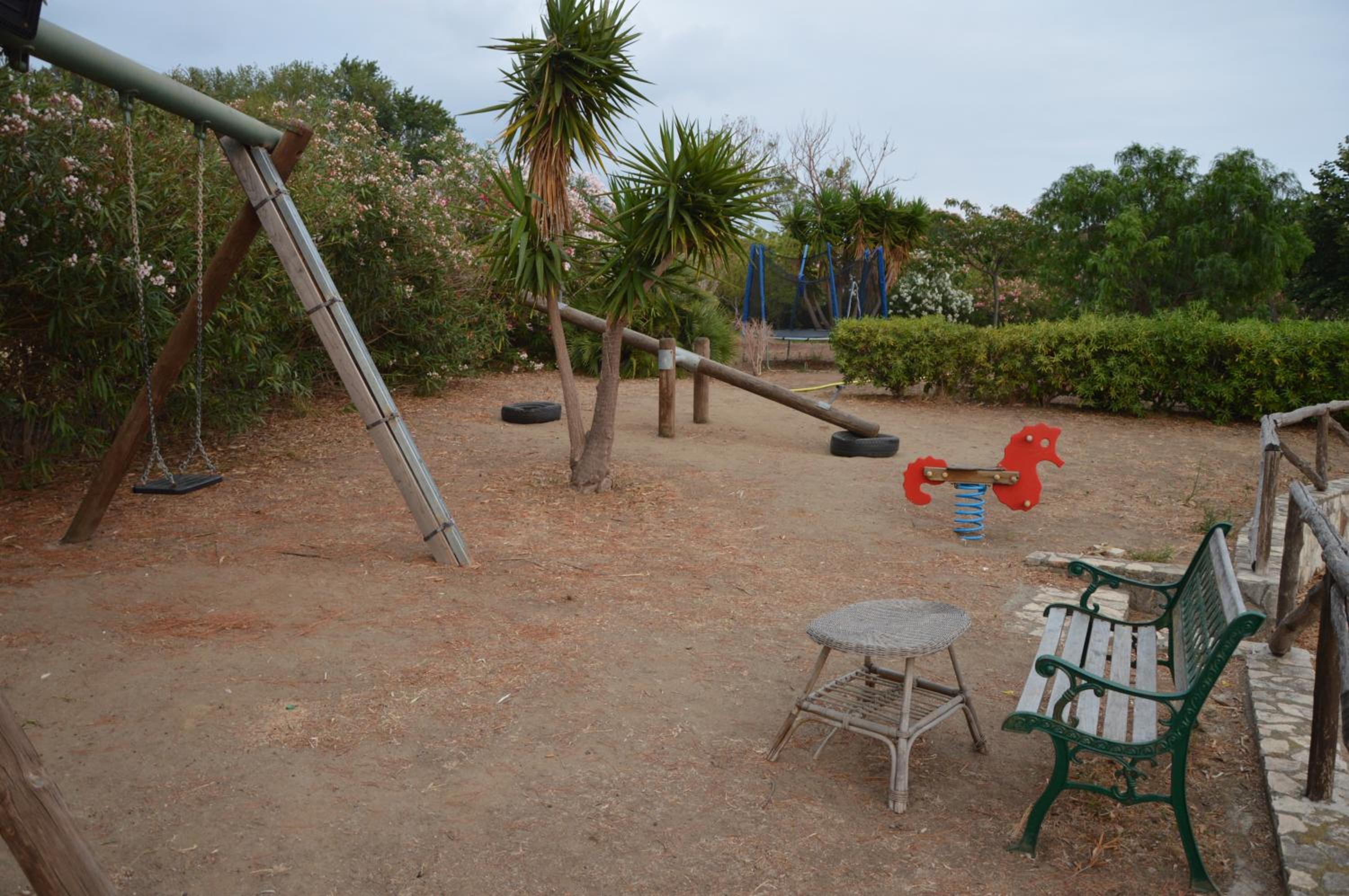 Photo 42