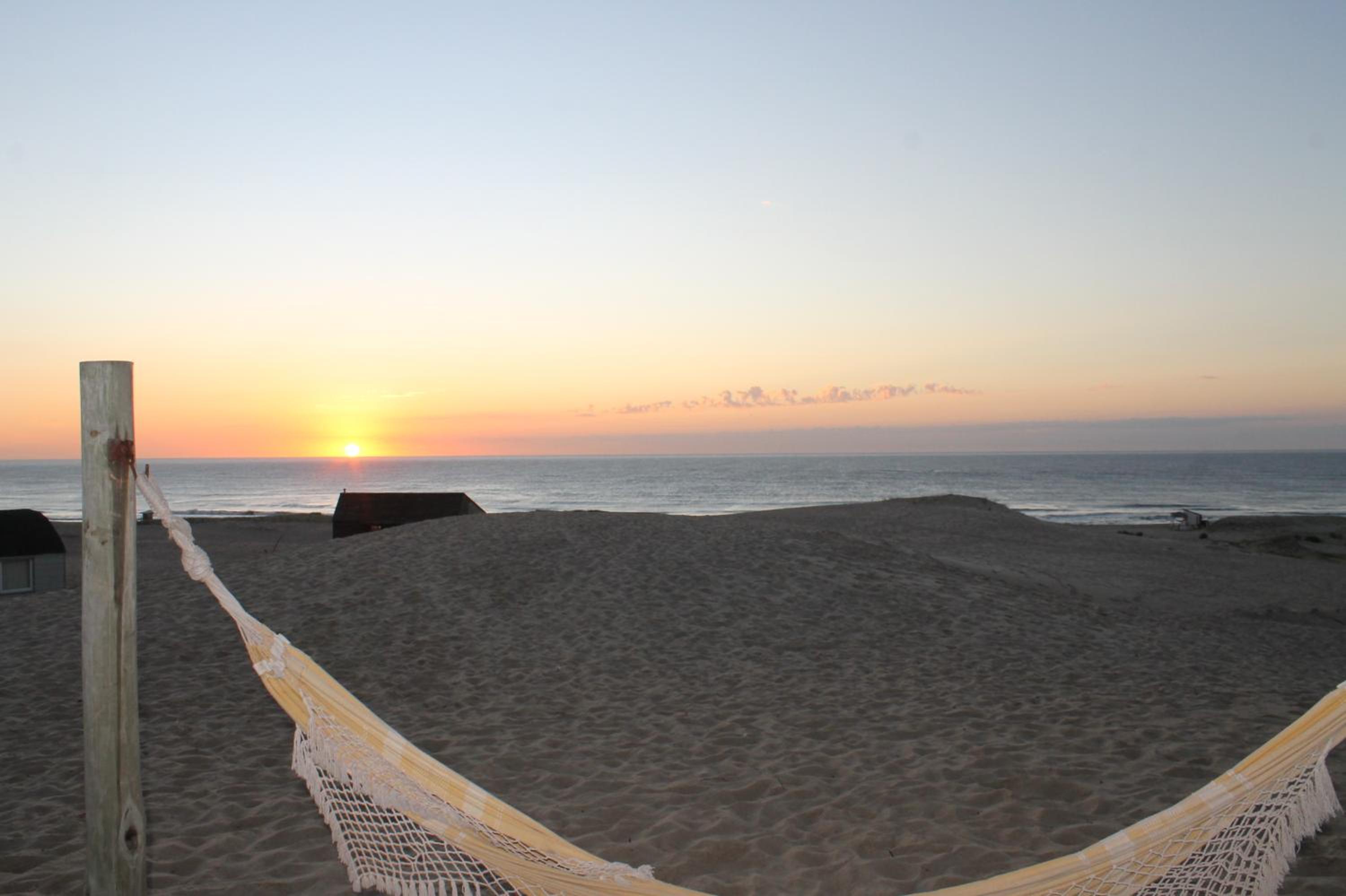 Arenas del Mar view 3