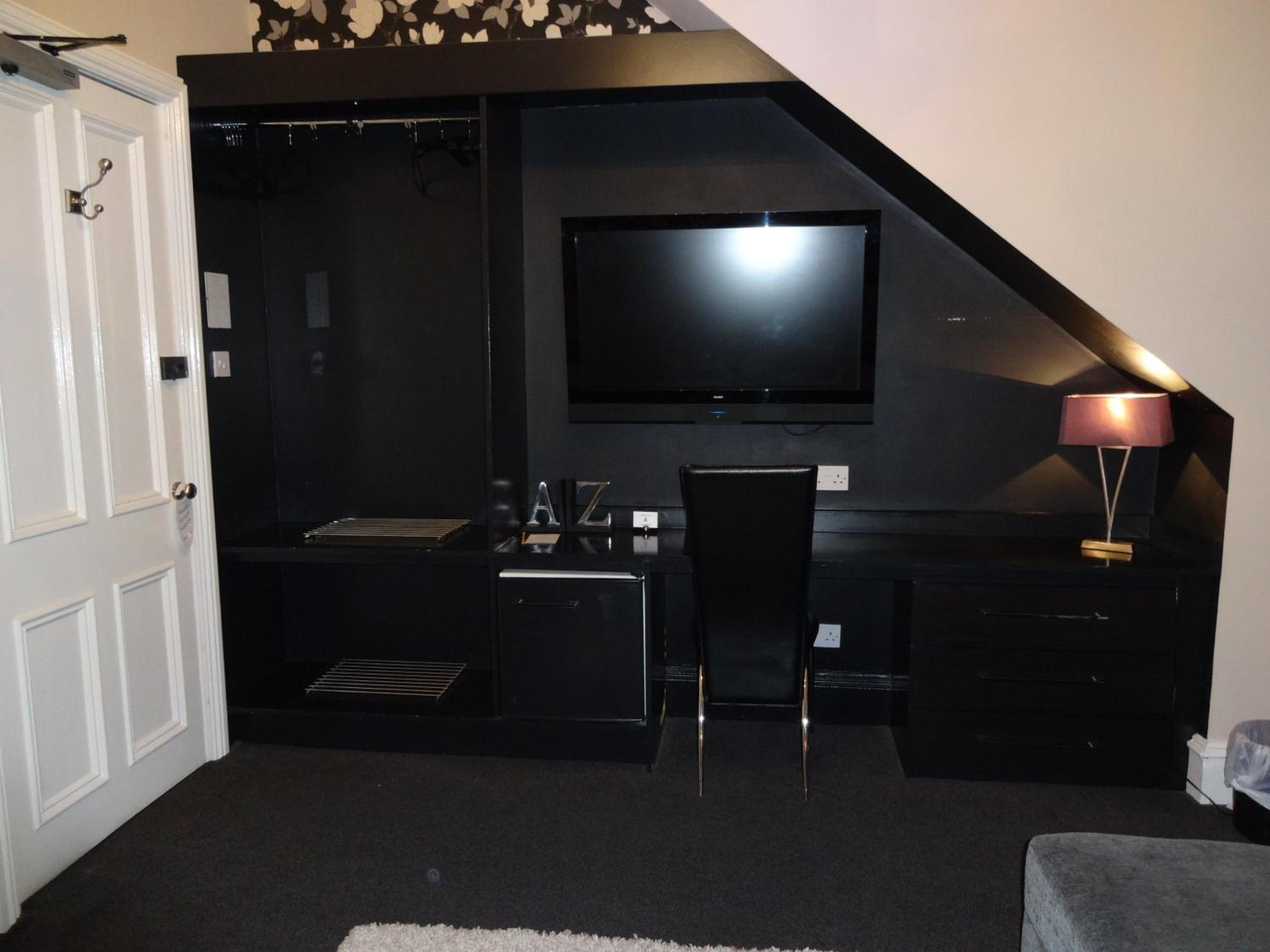 Photo 8