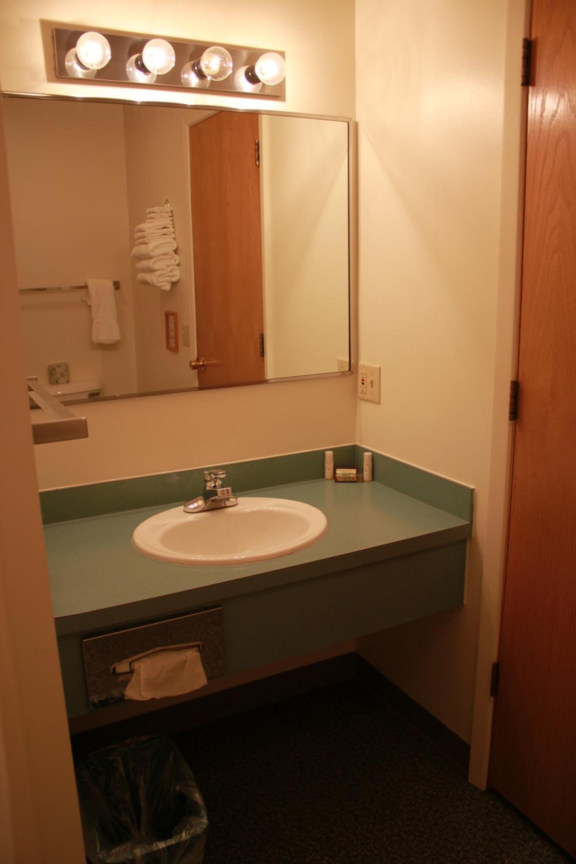 Photo 12