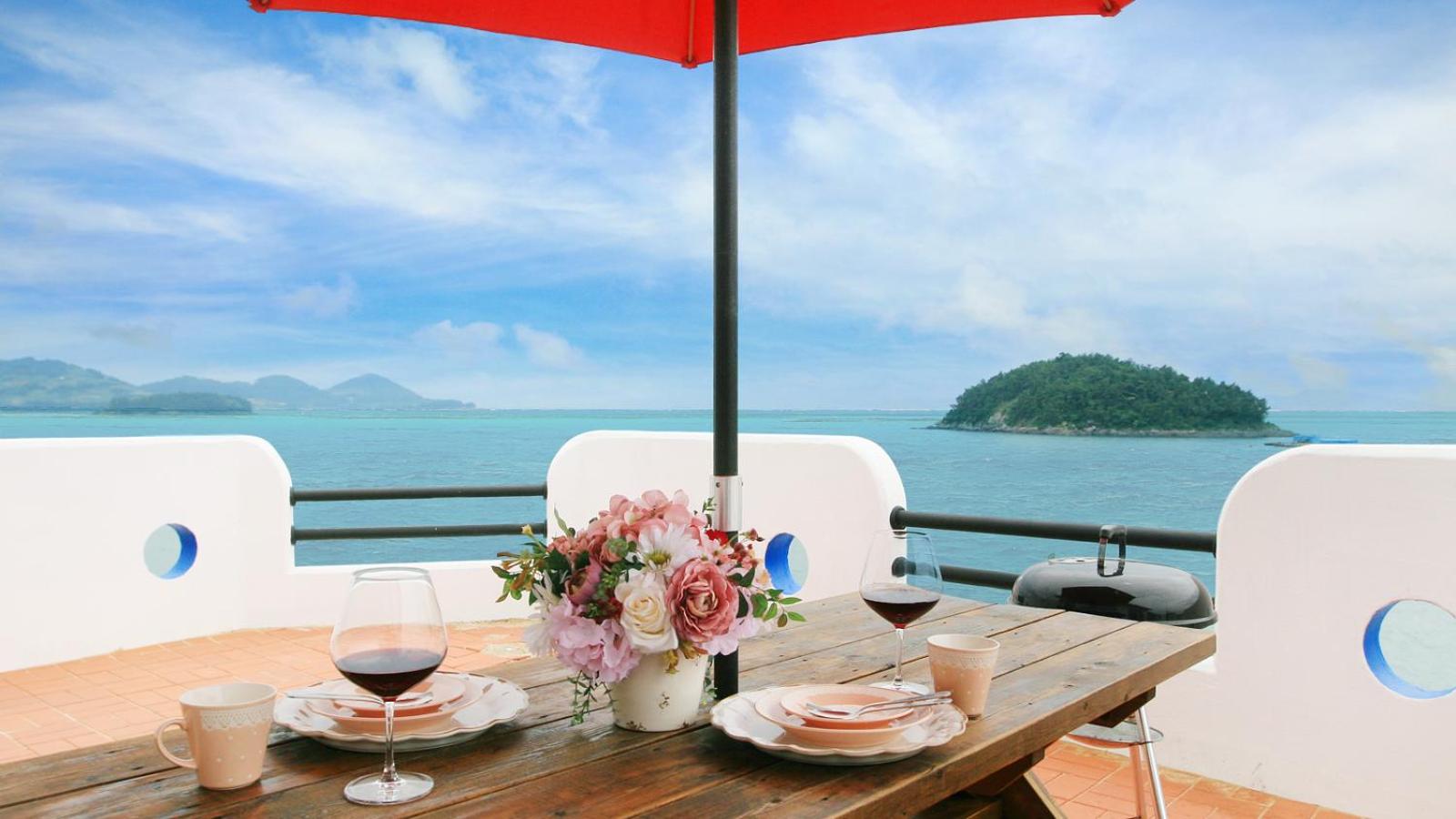 Blue & White Pension