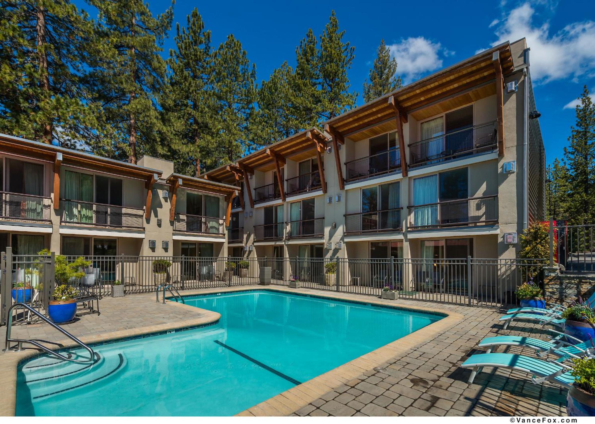 Firelite Lodge - Property Image 11