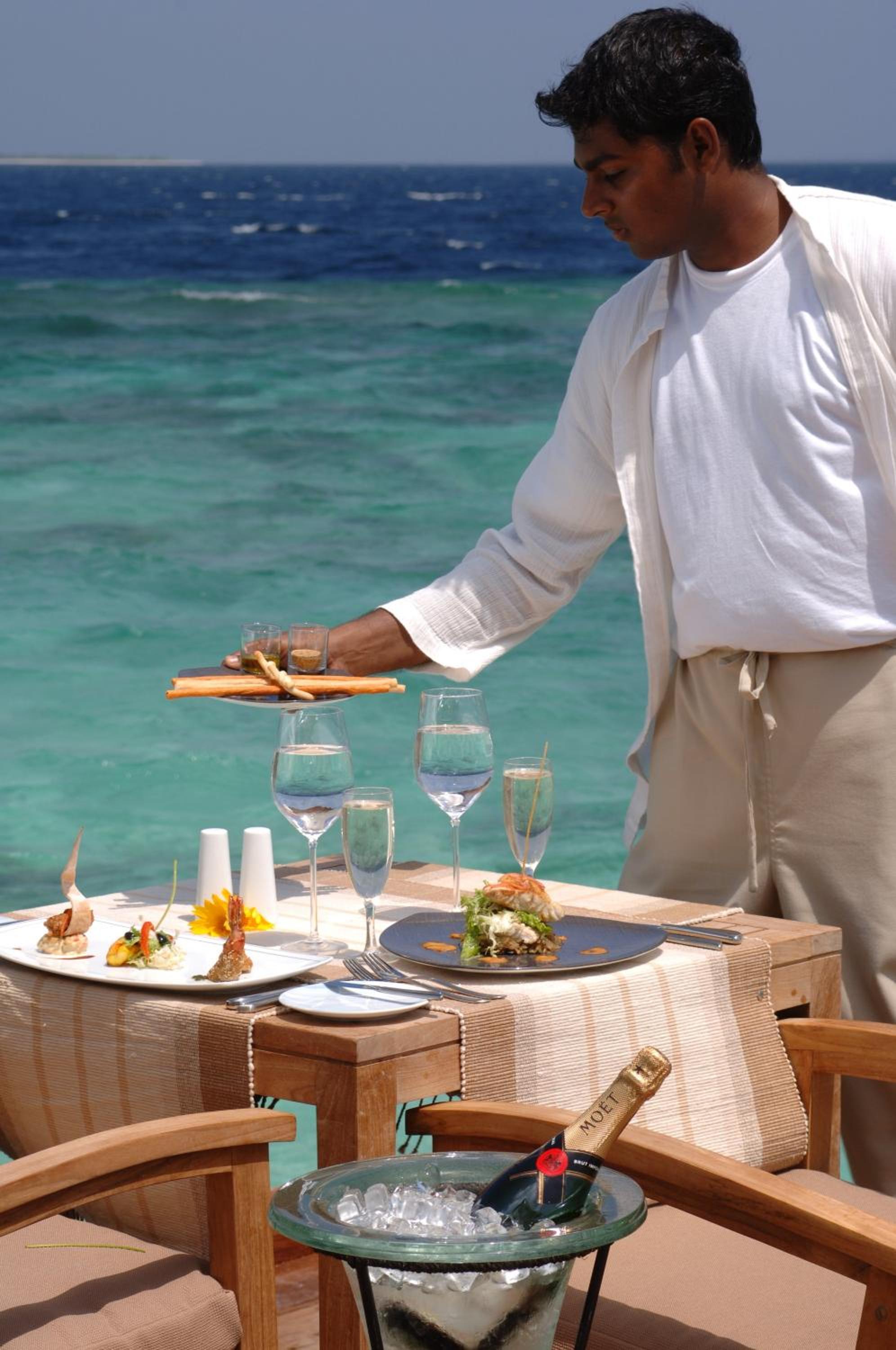 Adaaran Prestige Water Villas - with Dine around Premium All inclusive - 24 hours — 16