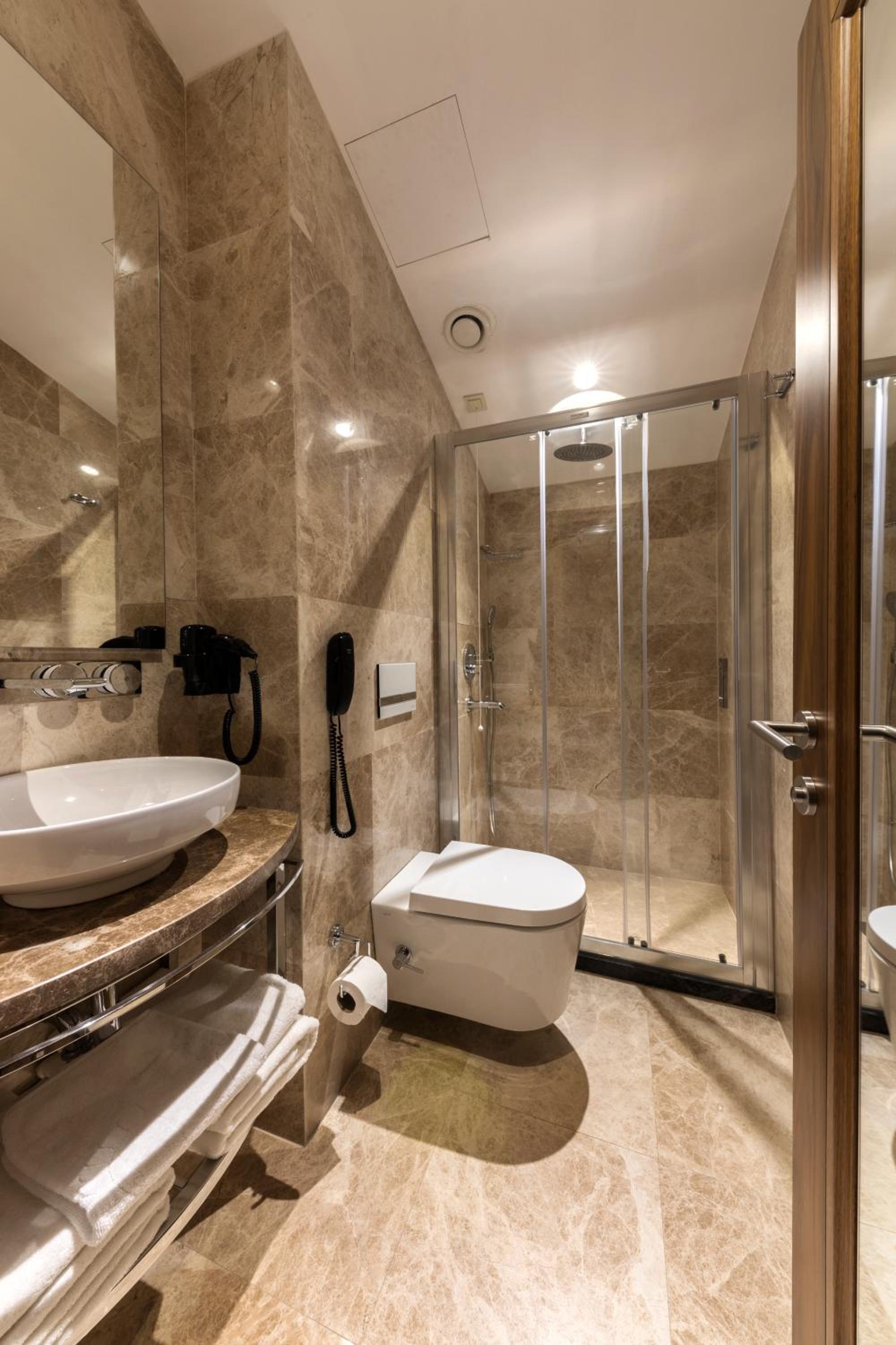 Endless Art Hotel-Special Category - Image 41