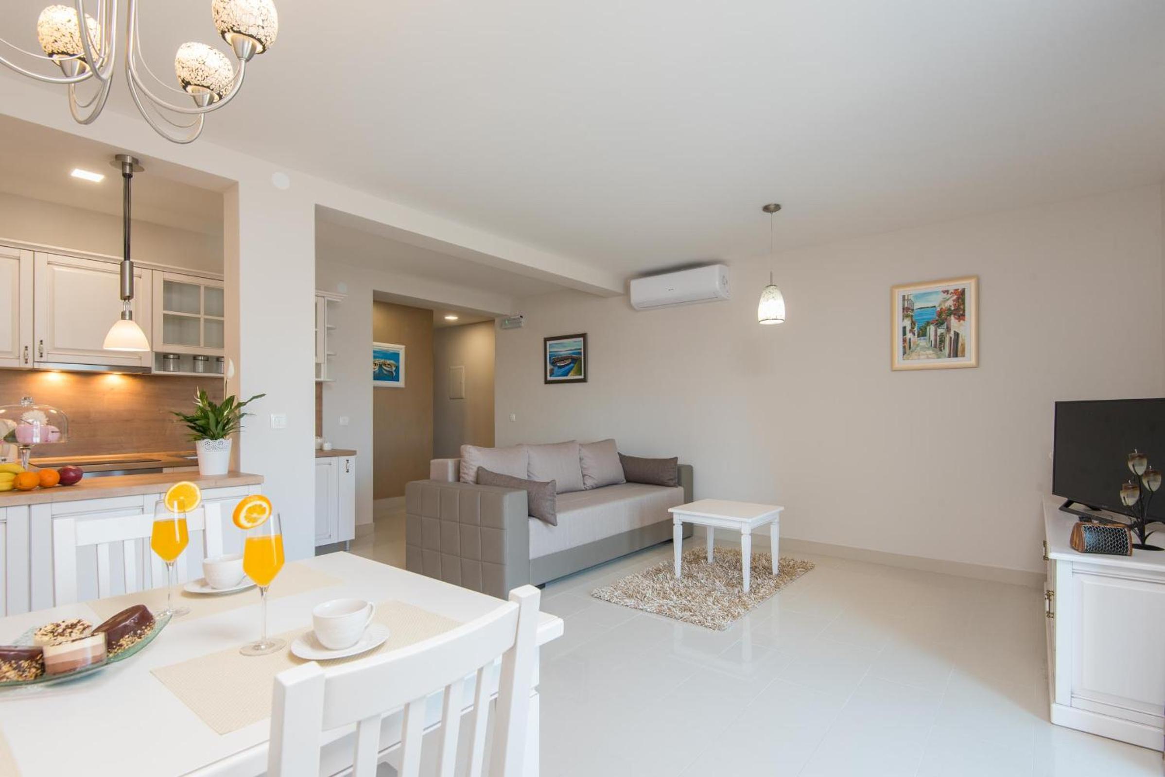 Photo 71