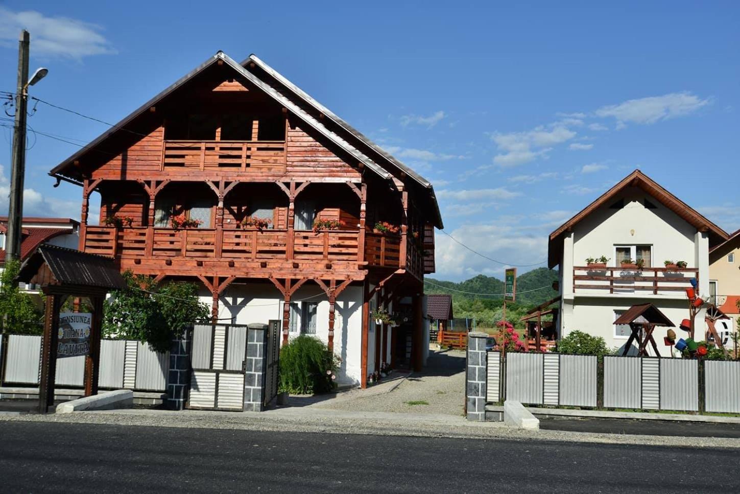 Pension Ioana Lavita view 3