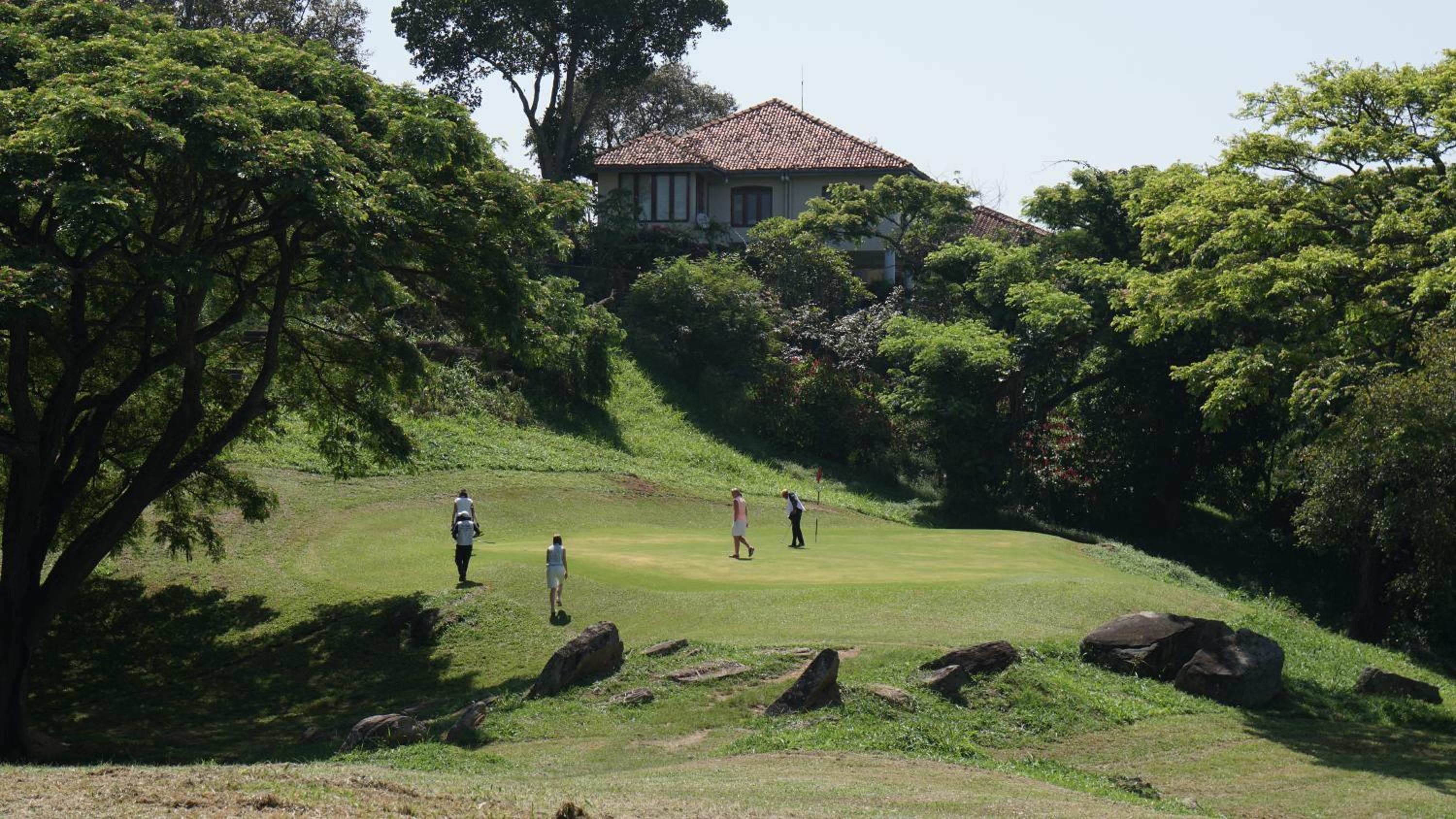 Villa Tee Four
