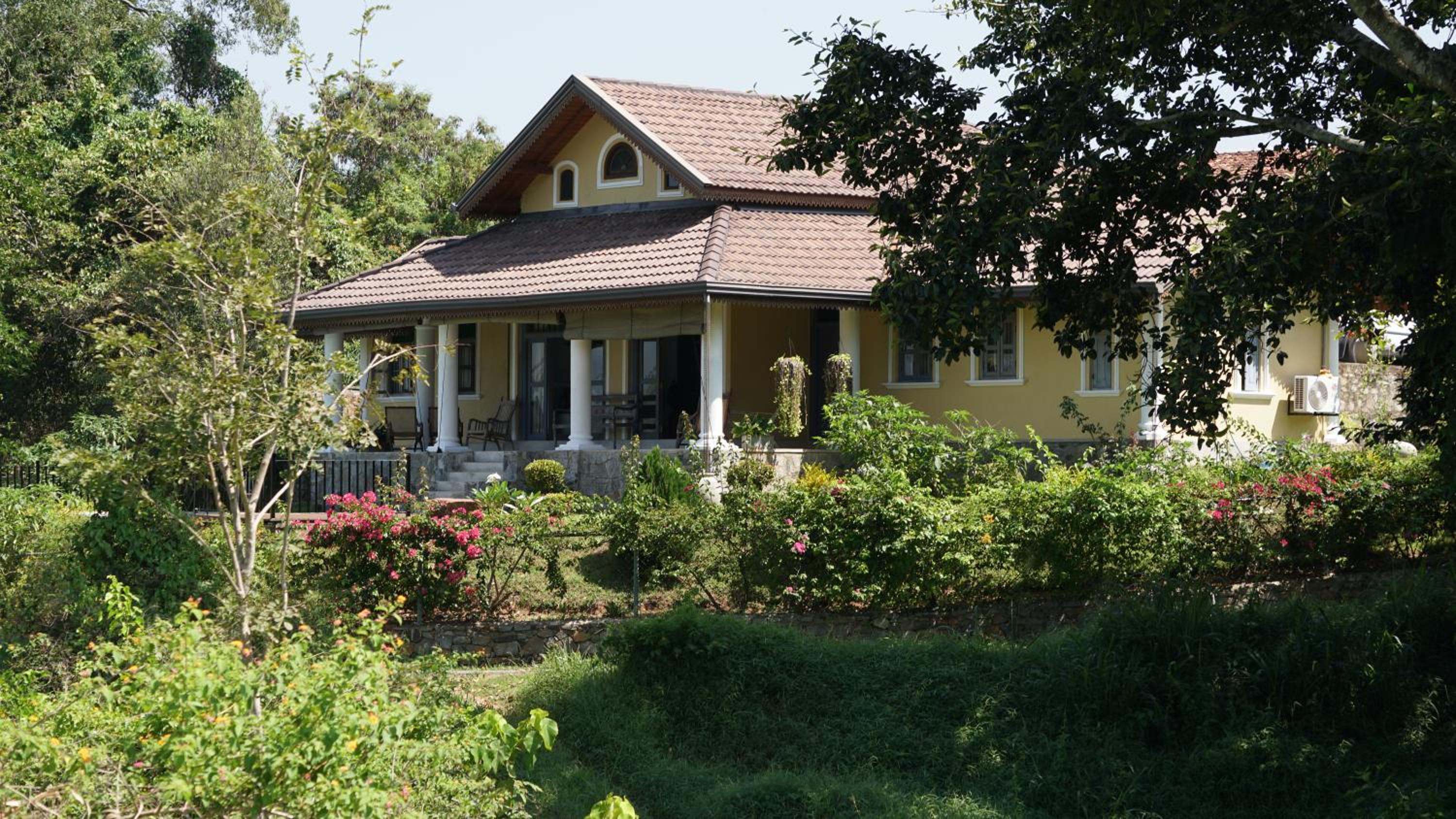 Villa Tee Four