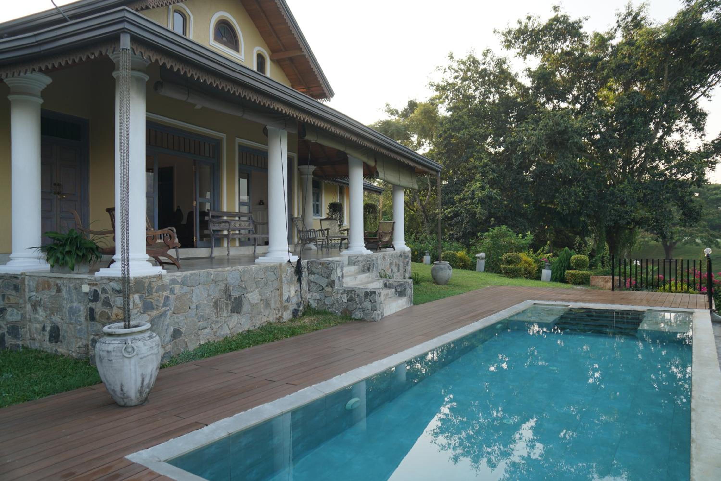 Villa Tee Four