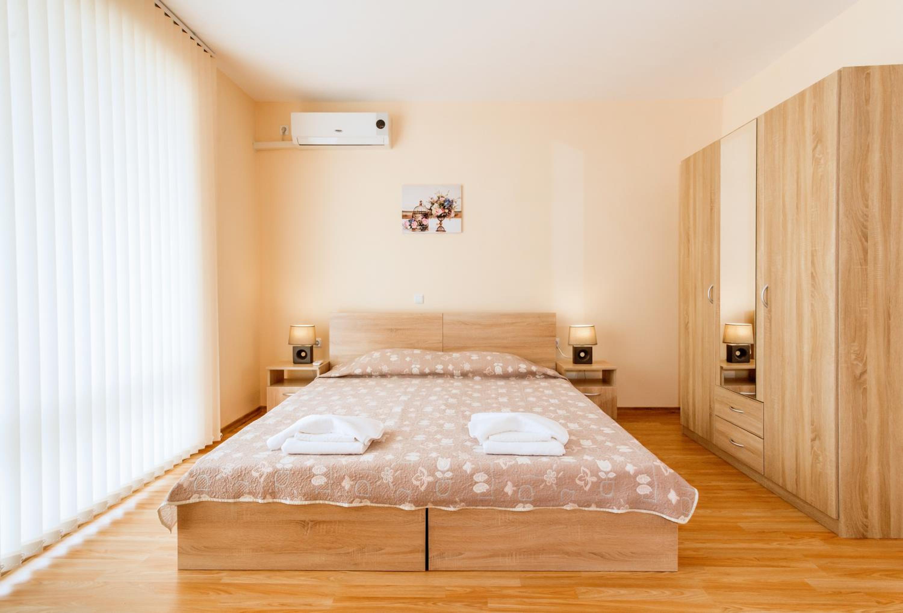 Oxygen Apartments