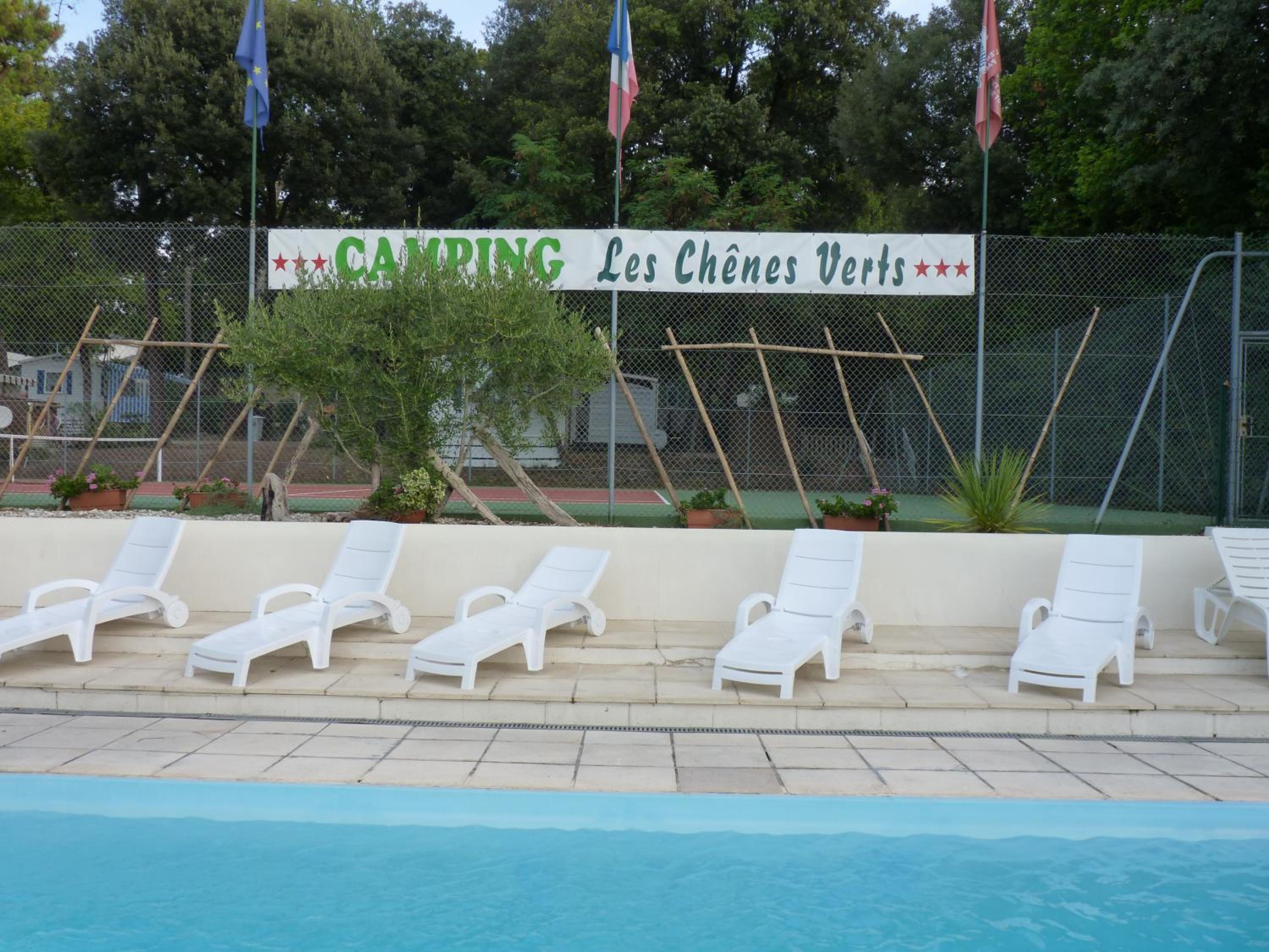 Camping Les Chênes Verts view 3