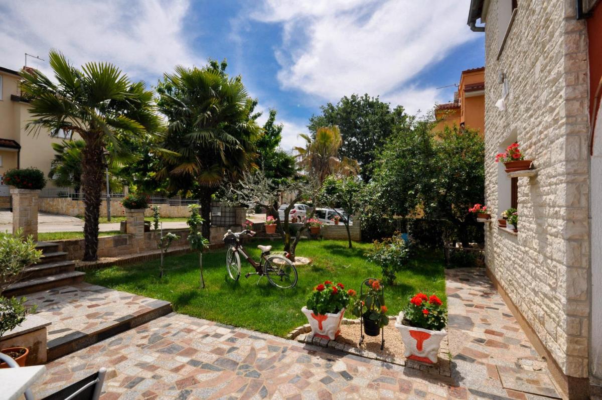 Jurica Apartments view 3