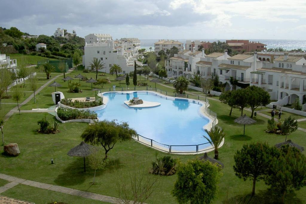 ESTUDIO EN ZAHARA piscina y acceso a playa photo 3