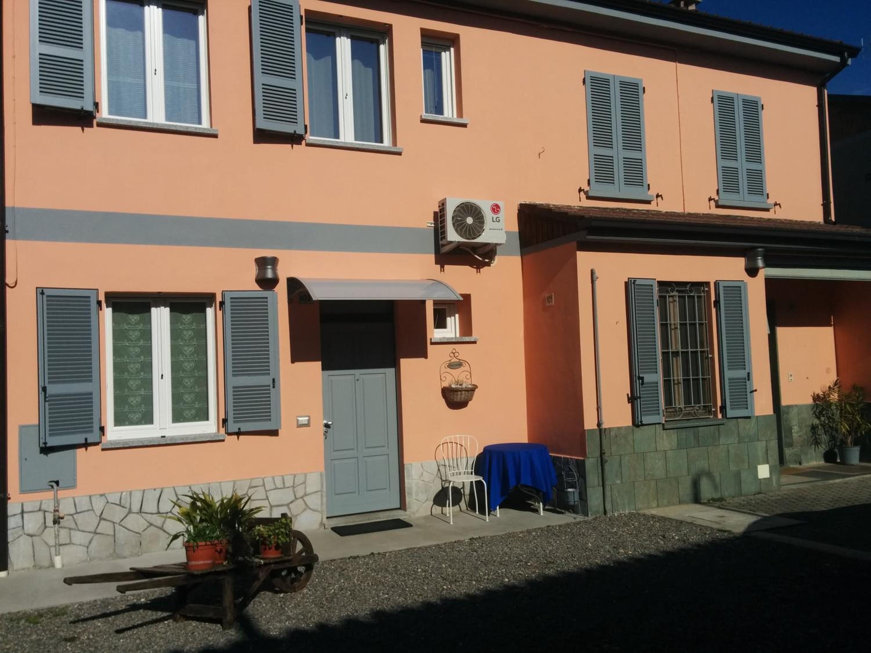Marinella Guest House