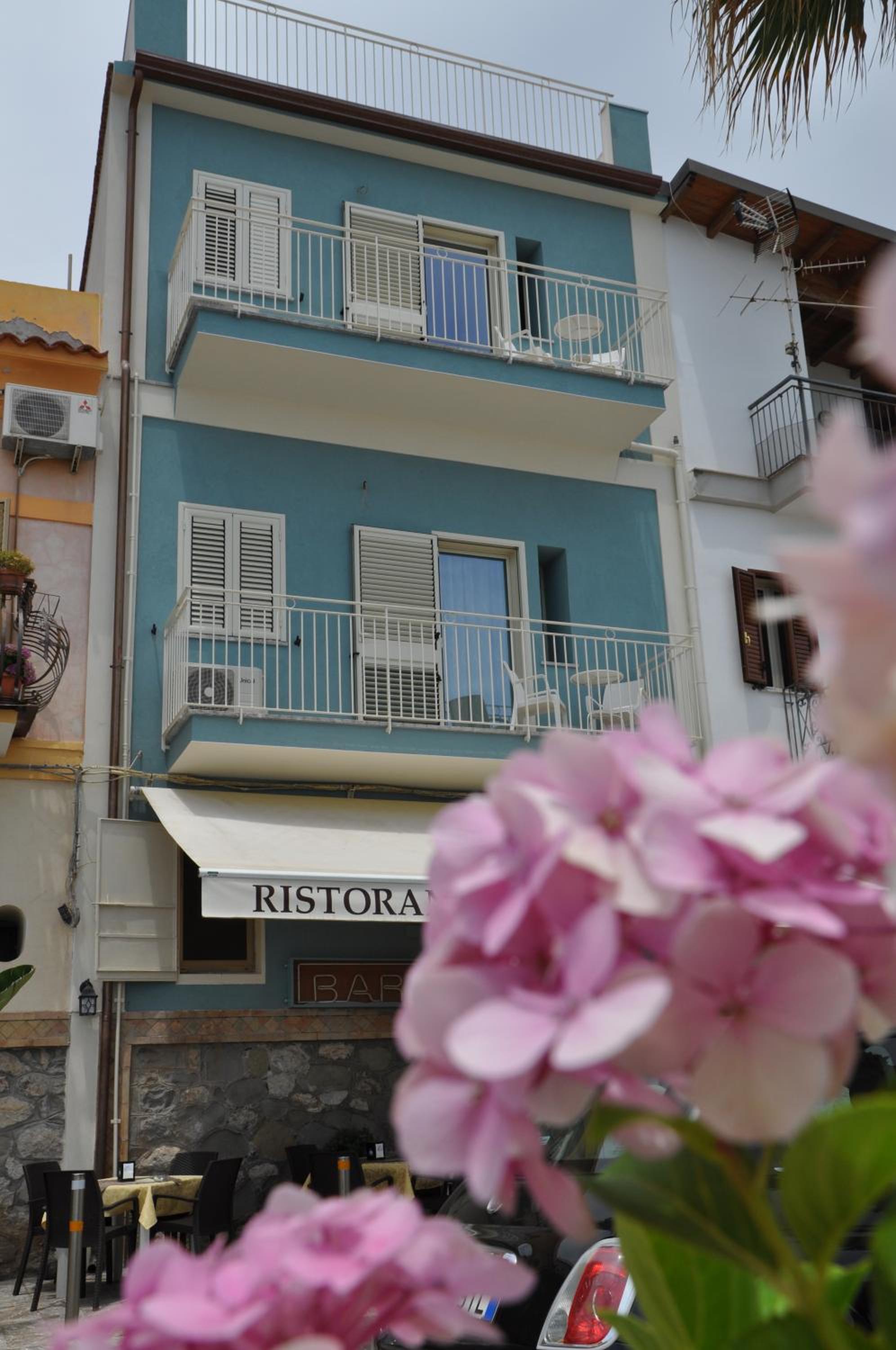 Ciao Ciao Rooms view 4