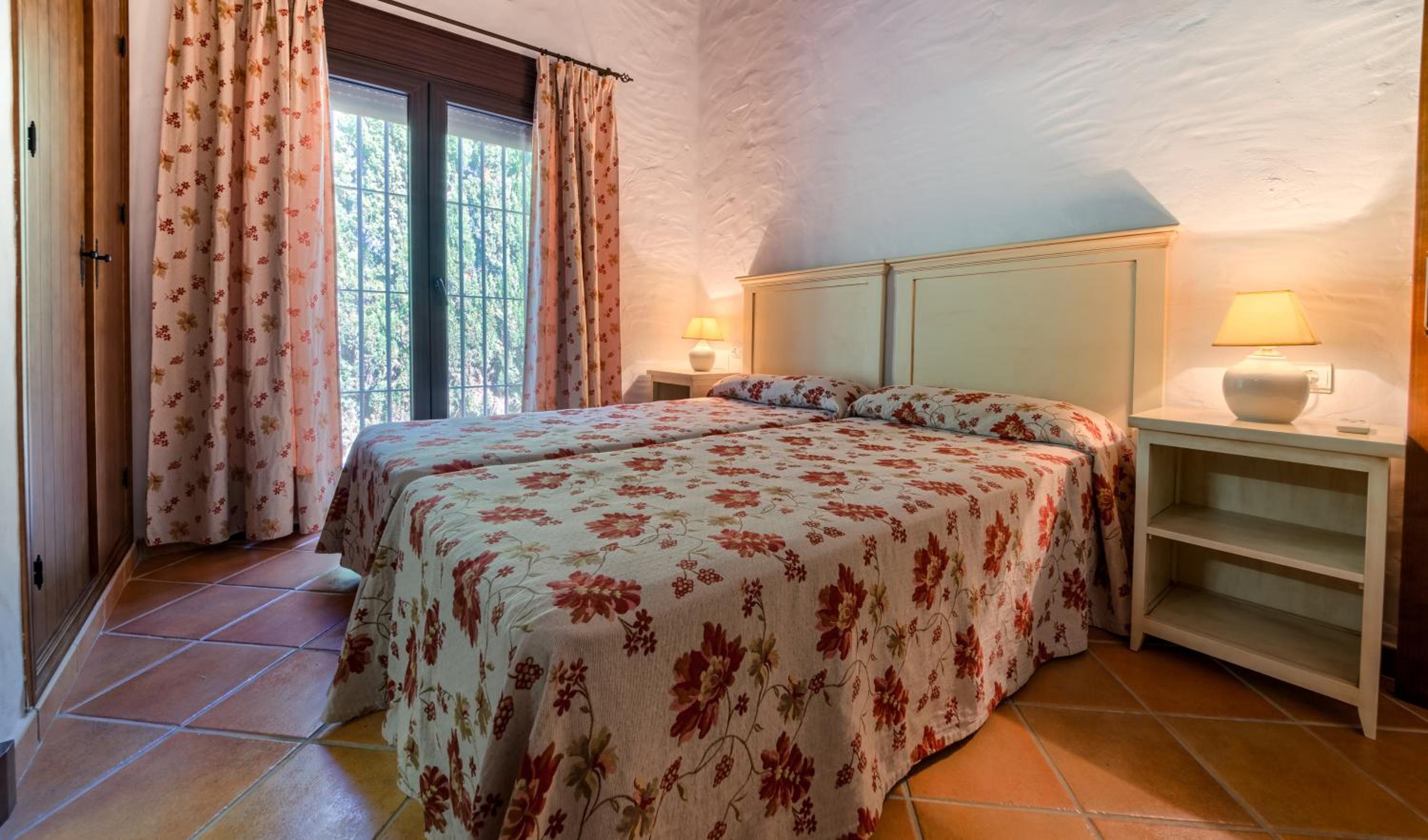 Hacienda Roche Viejo