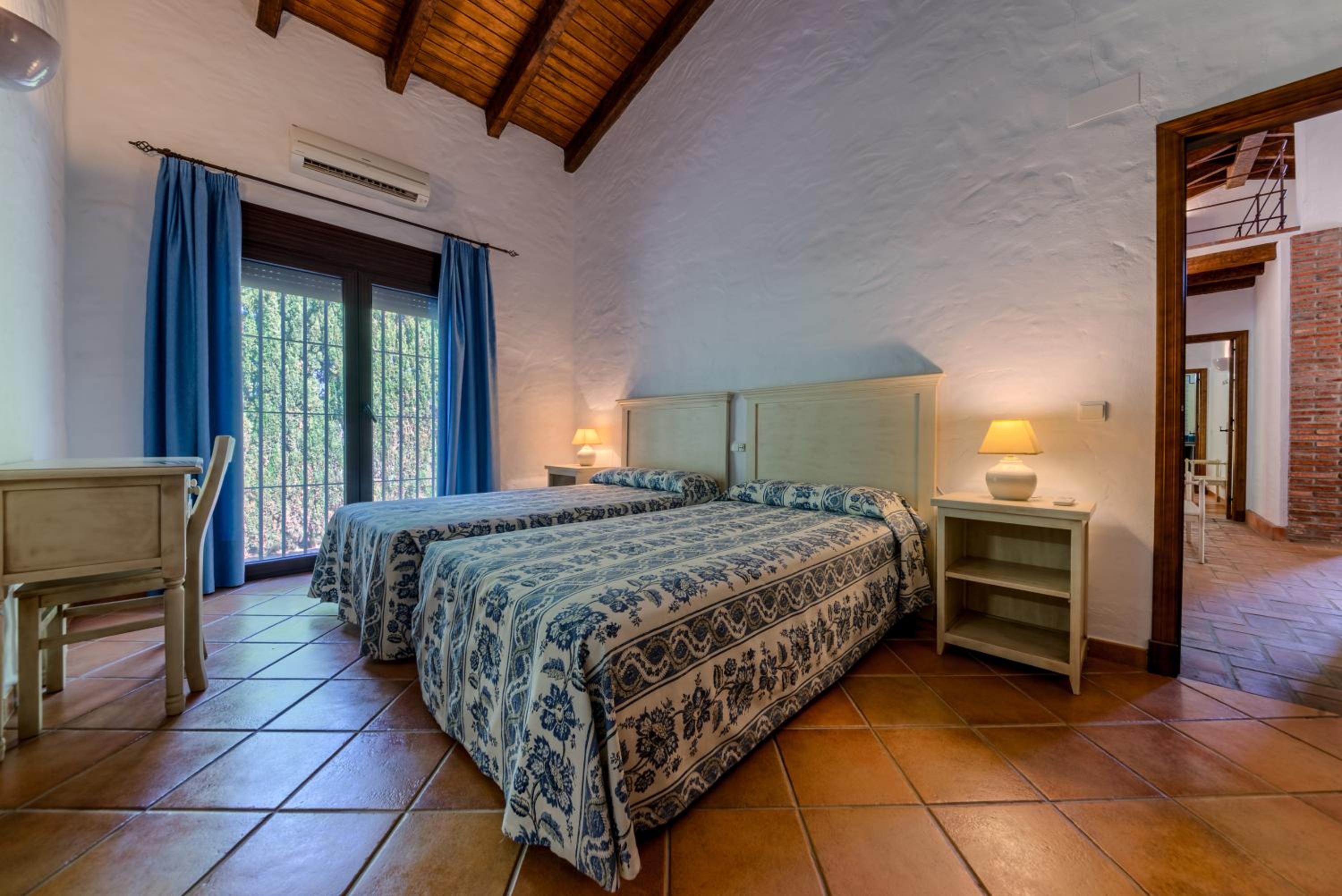 Hacienda Roche Viejo