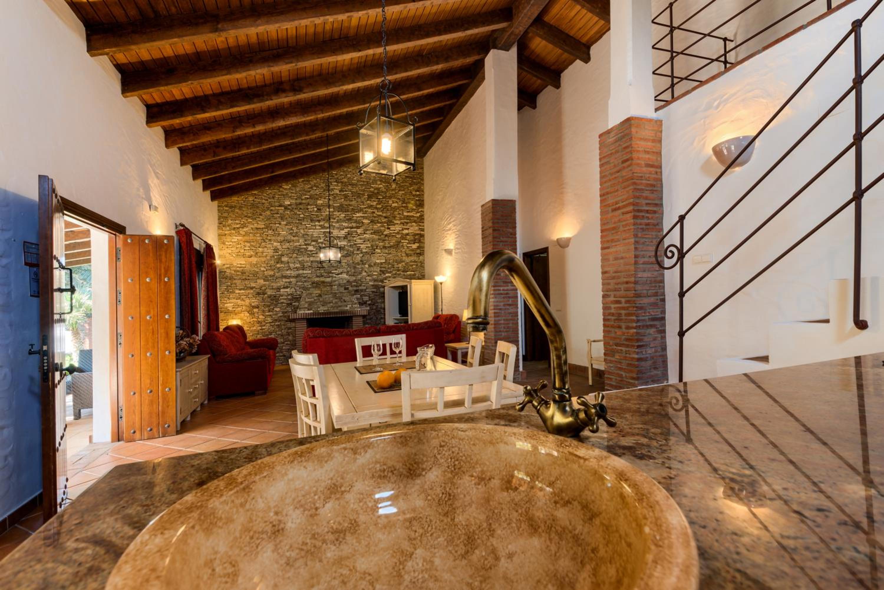 Hacienda Roche Viejo