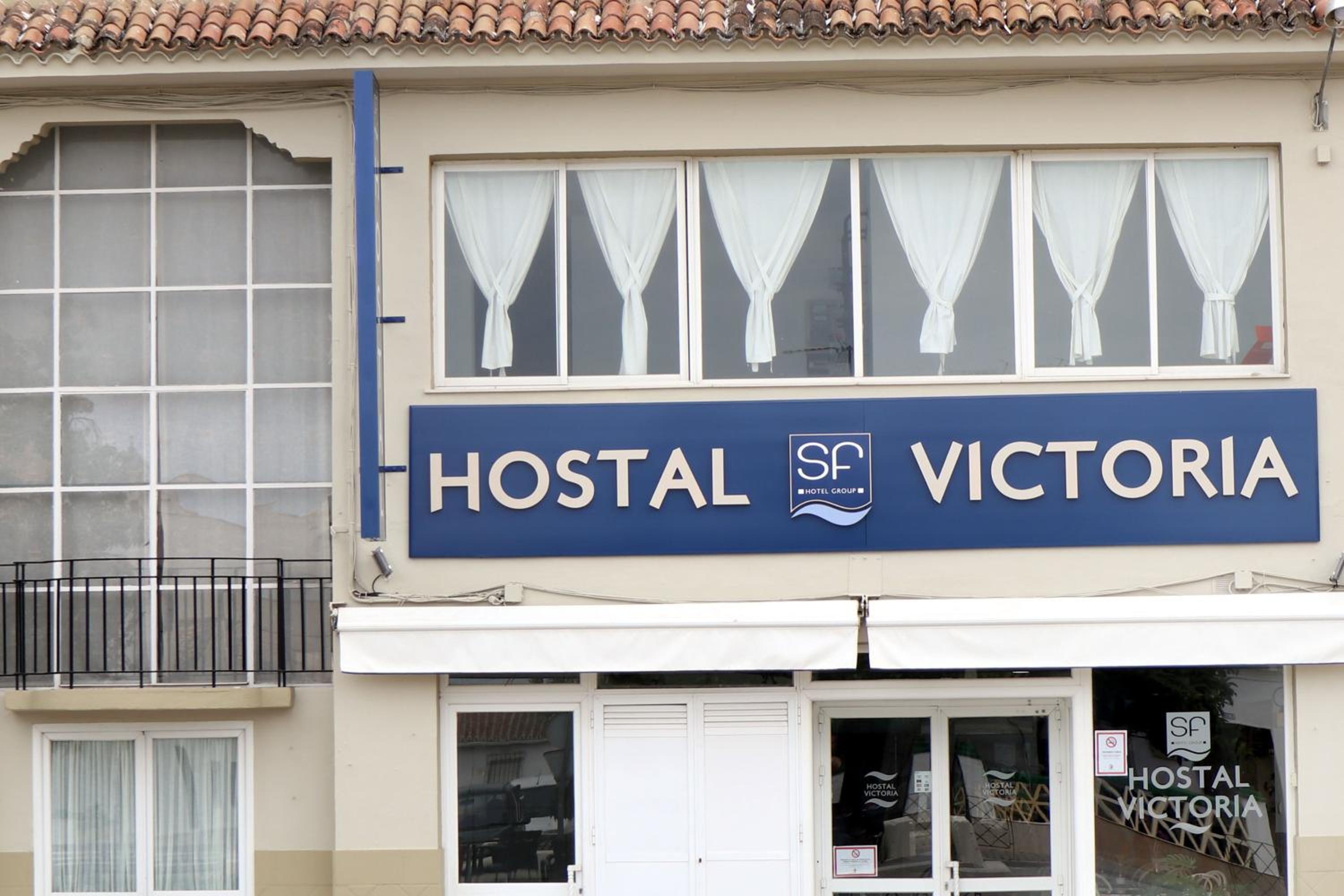 HOSTAL ViCTORiA view 3