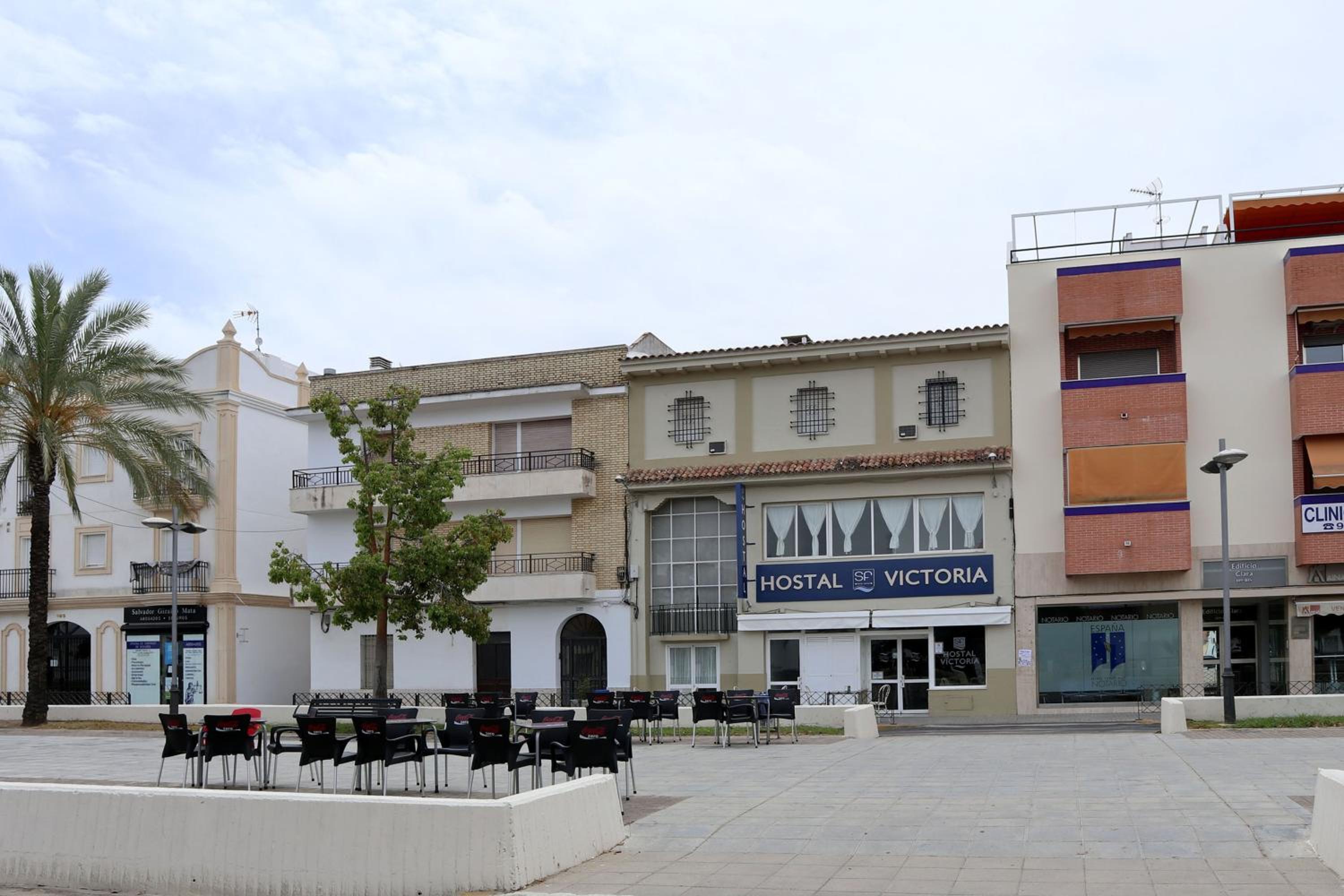 HOSTAL ViCTORiA view 5