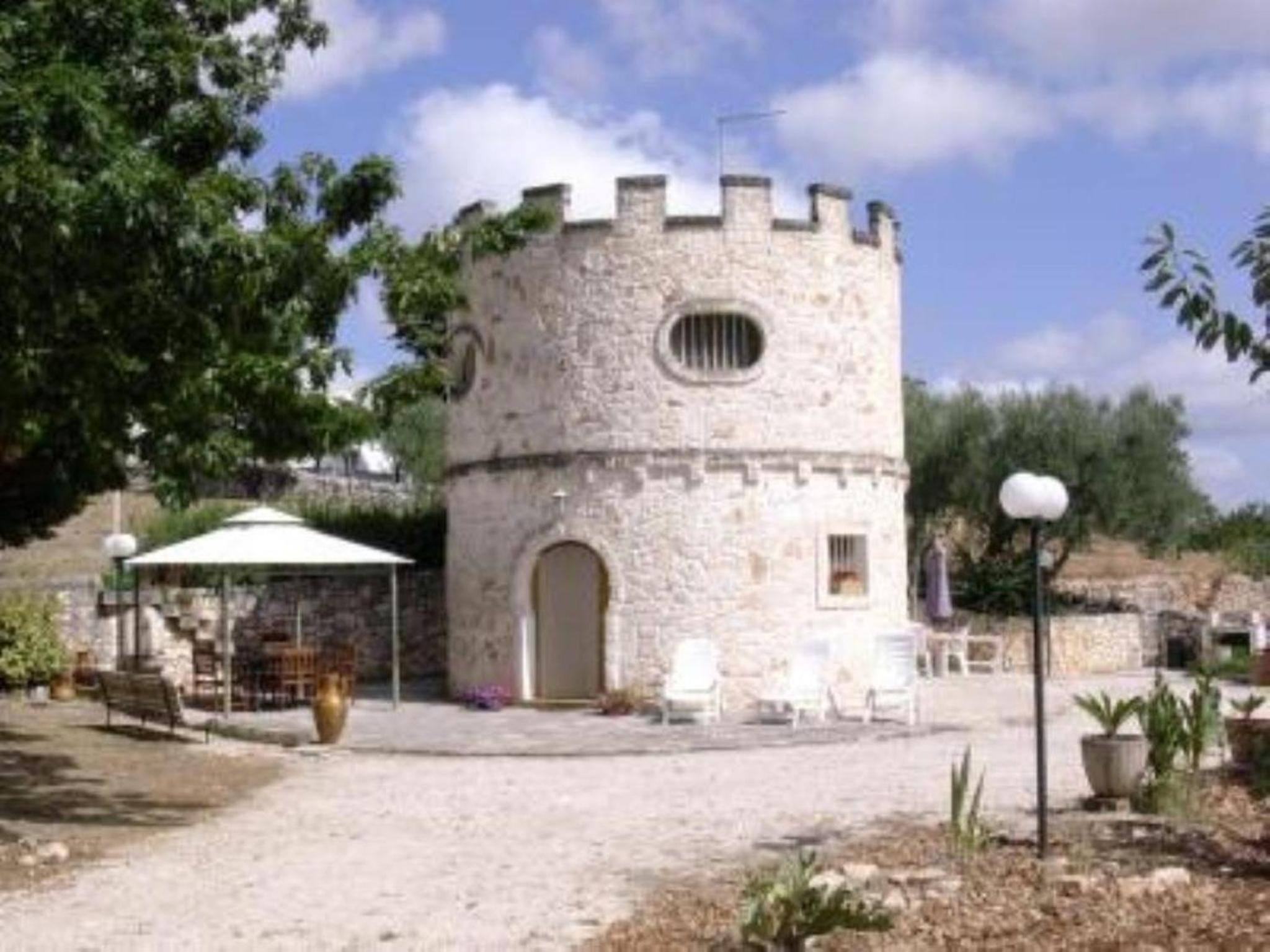 Torre Carperi in Valle d'Itria view 3