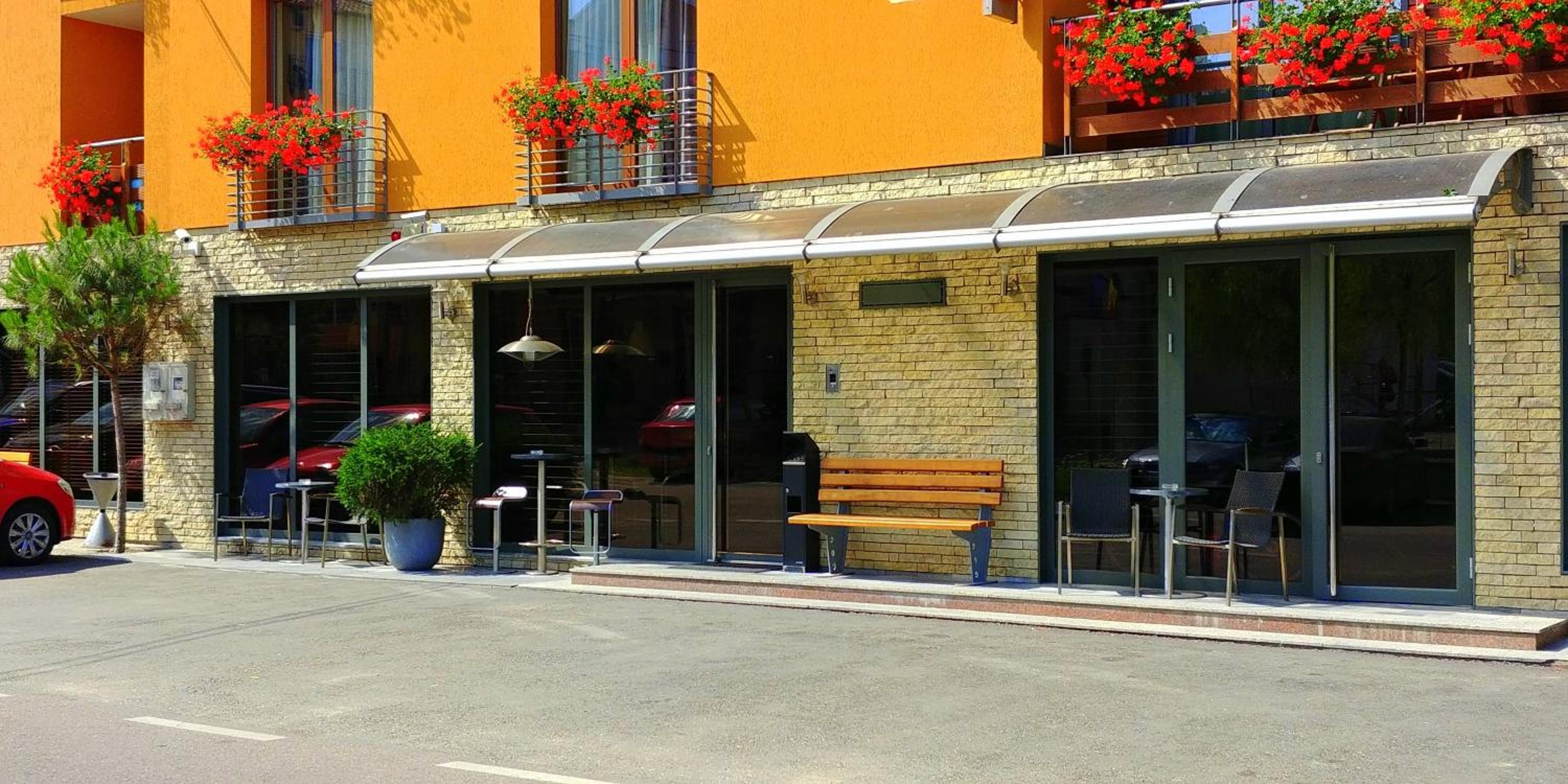 Hotel Vila Topaz - Image 1