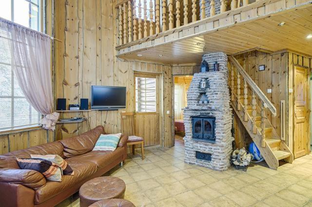 Hotel Mökki Ketunlenkki - Image 1