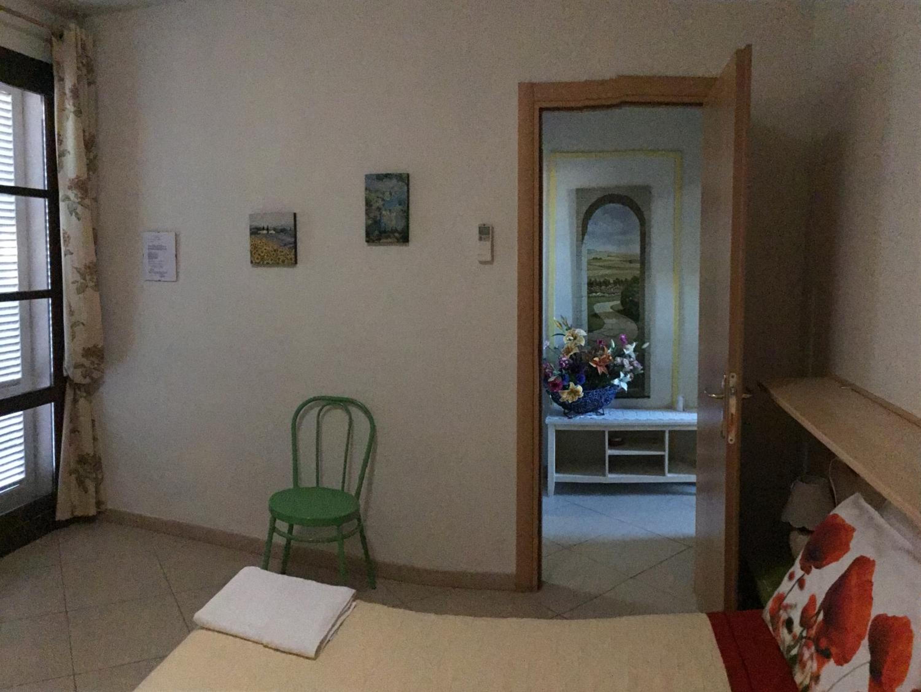 Photo 36