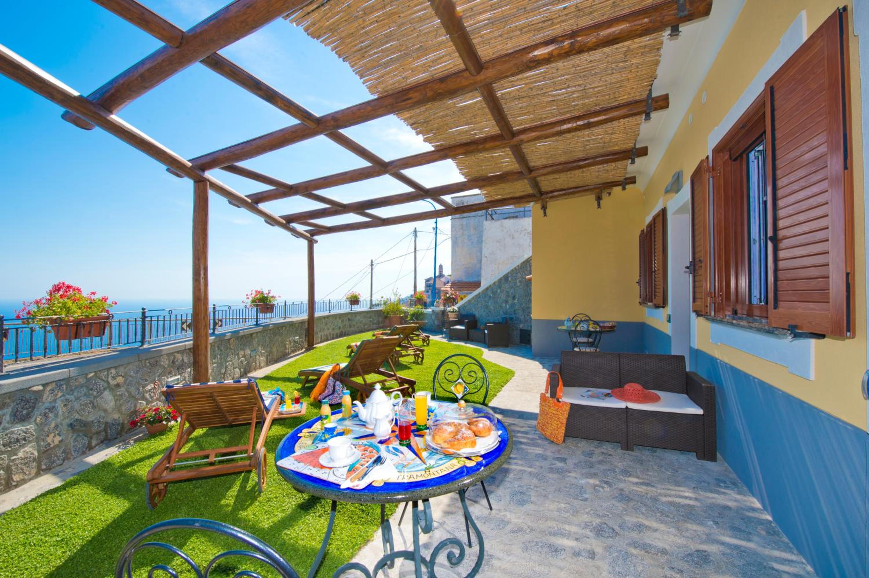 La Mela Blu