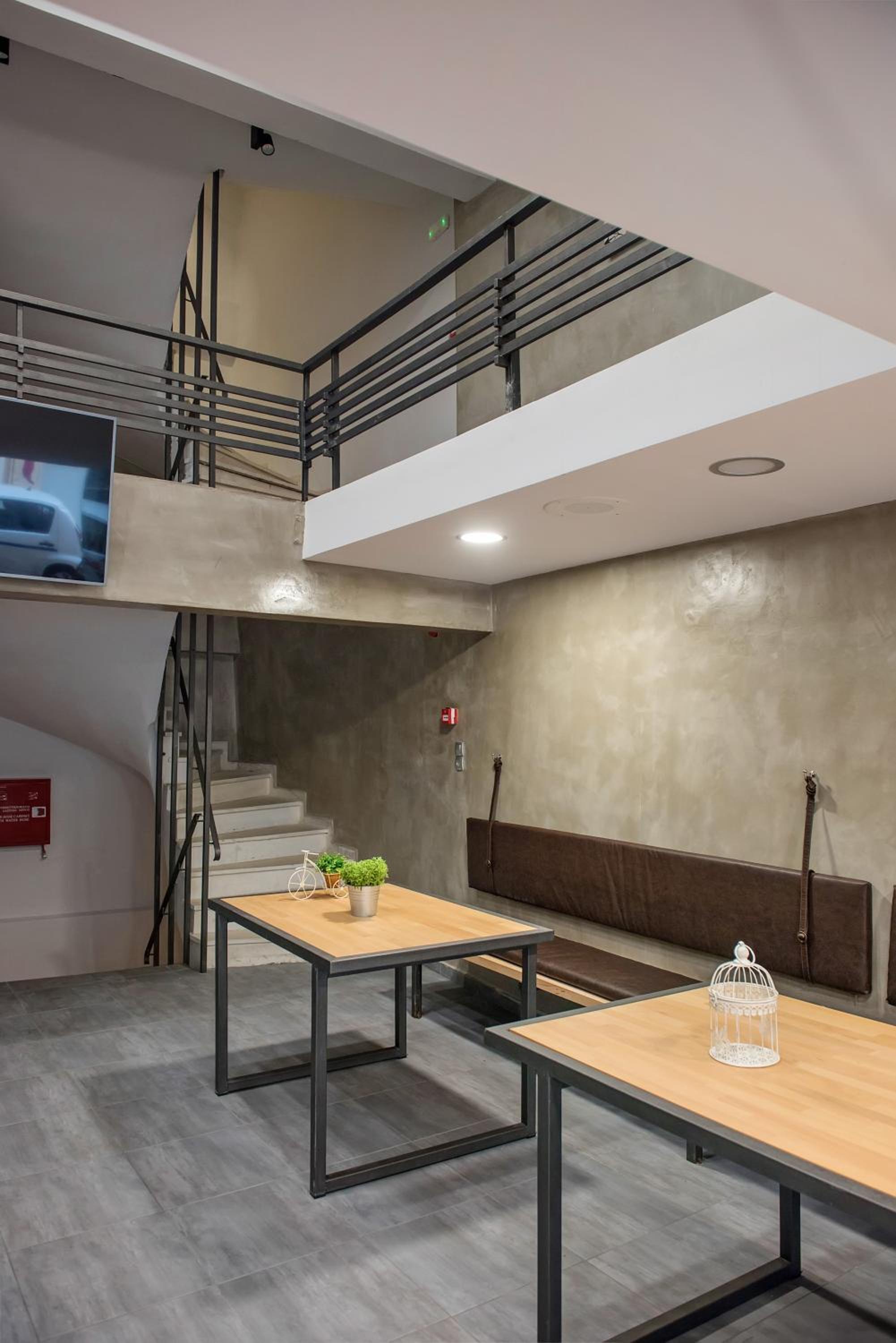 Bedbox Hostel