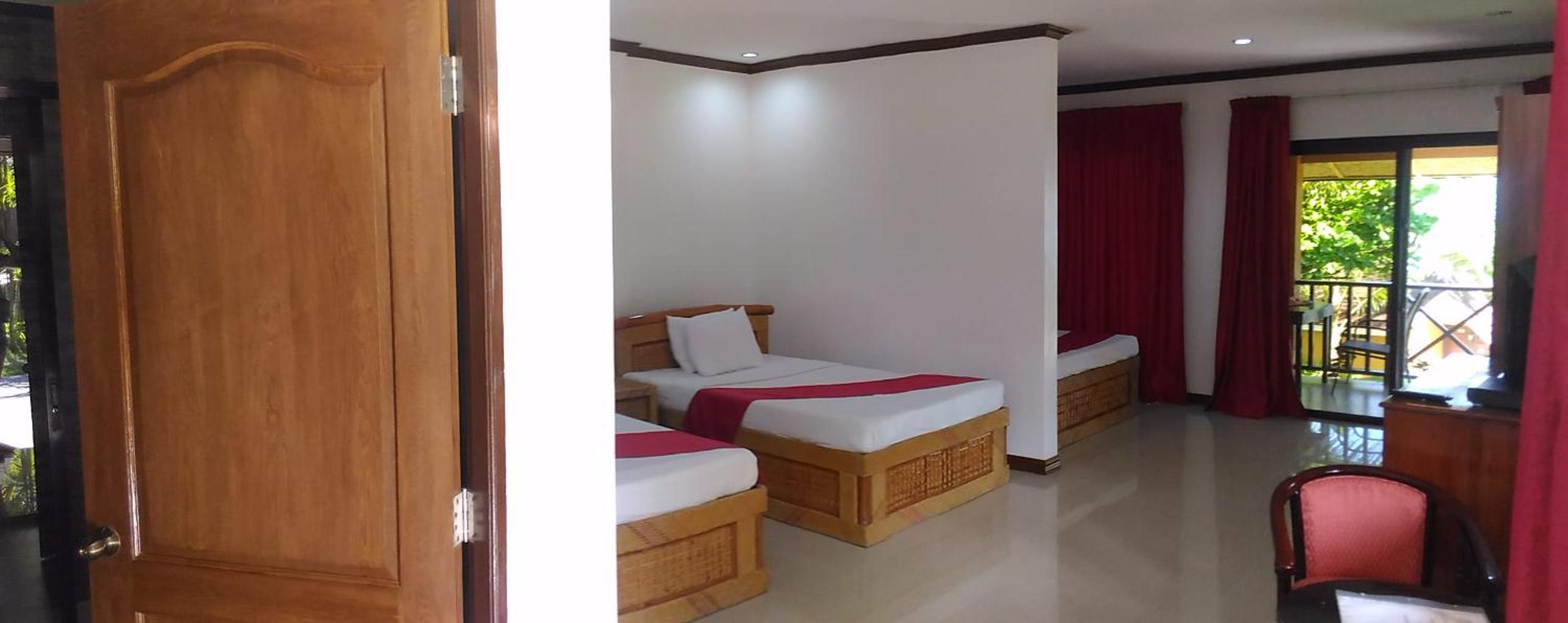 Anda White Beach Resort
