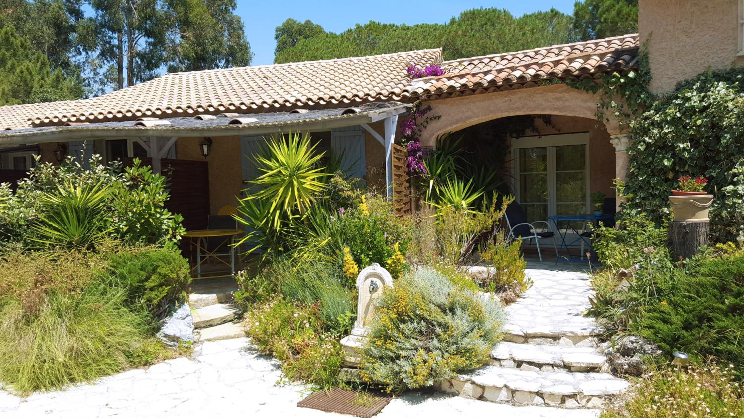 Hotel La Villa Les Hespérides - Image 1