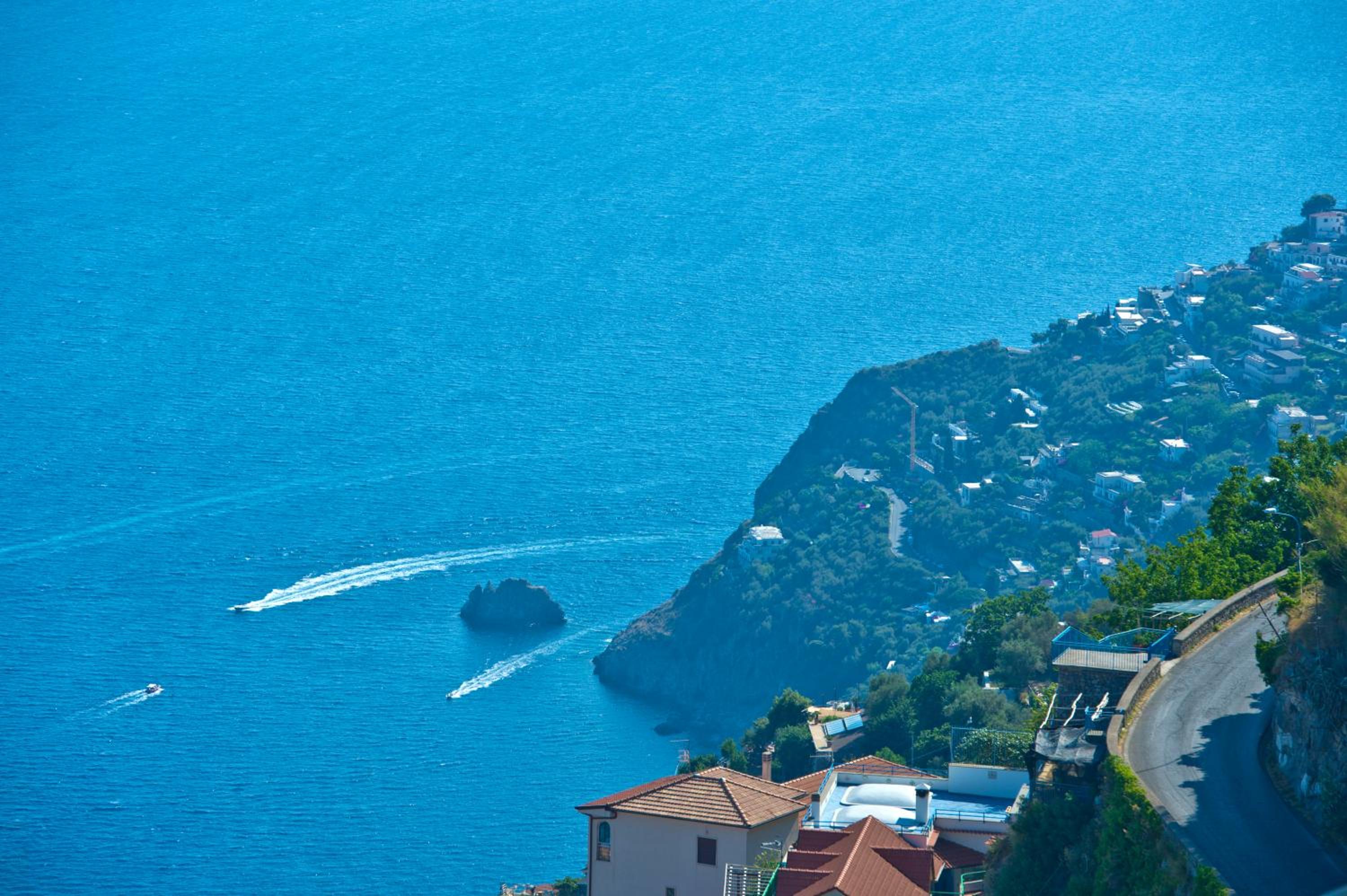 La Mela Blu