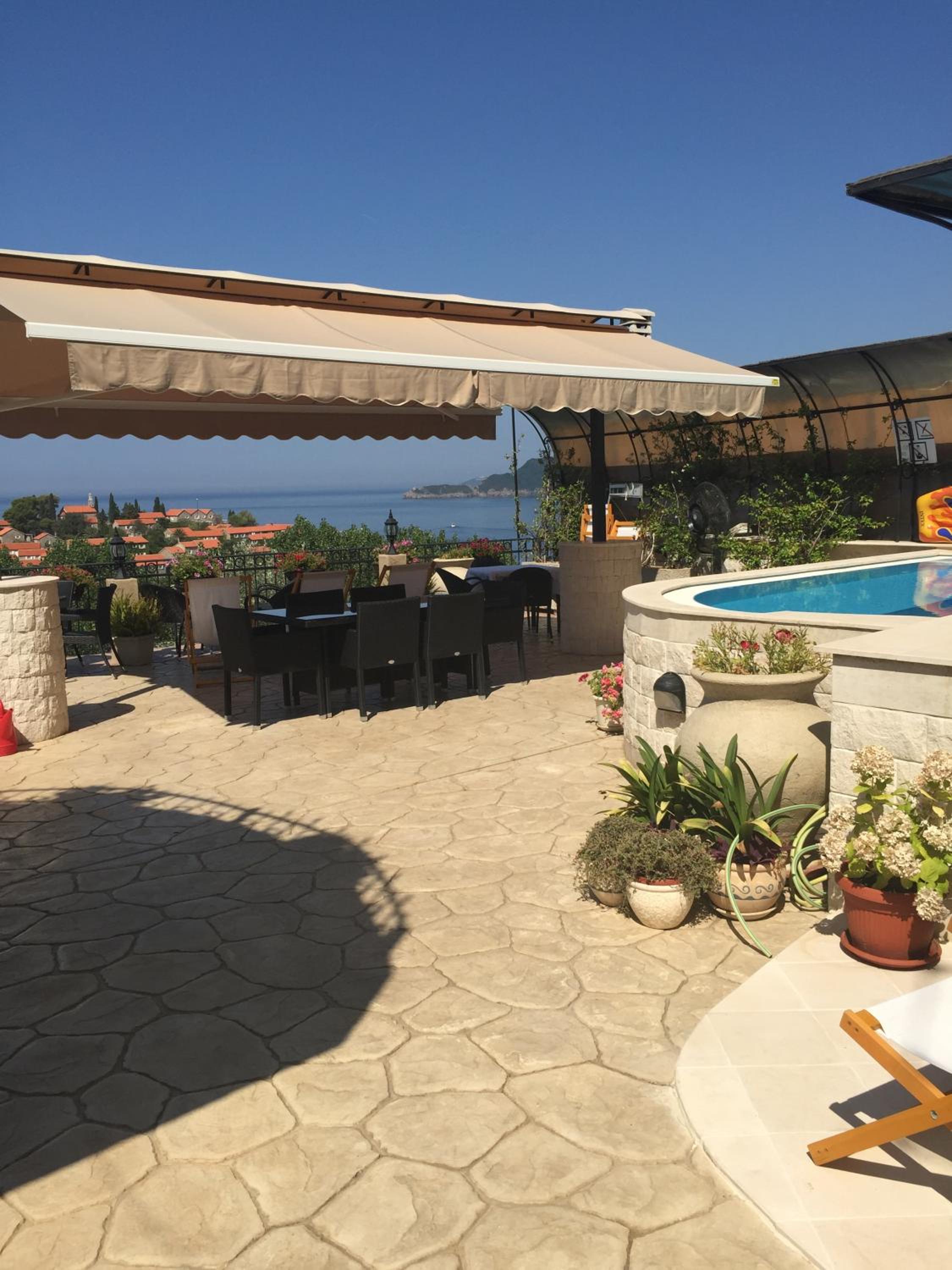 Monte Perla Residence