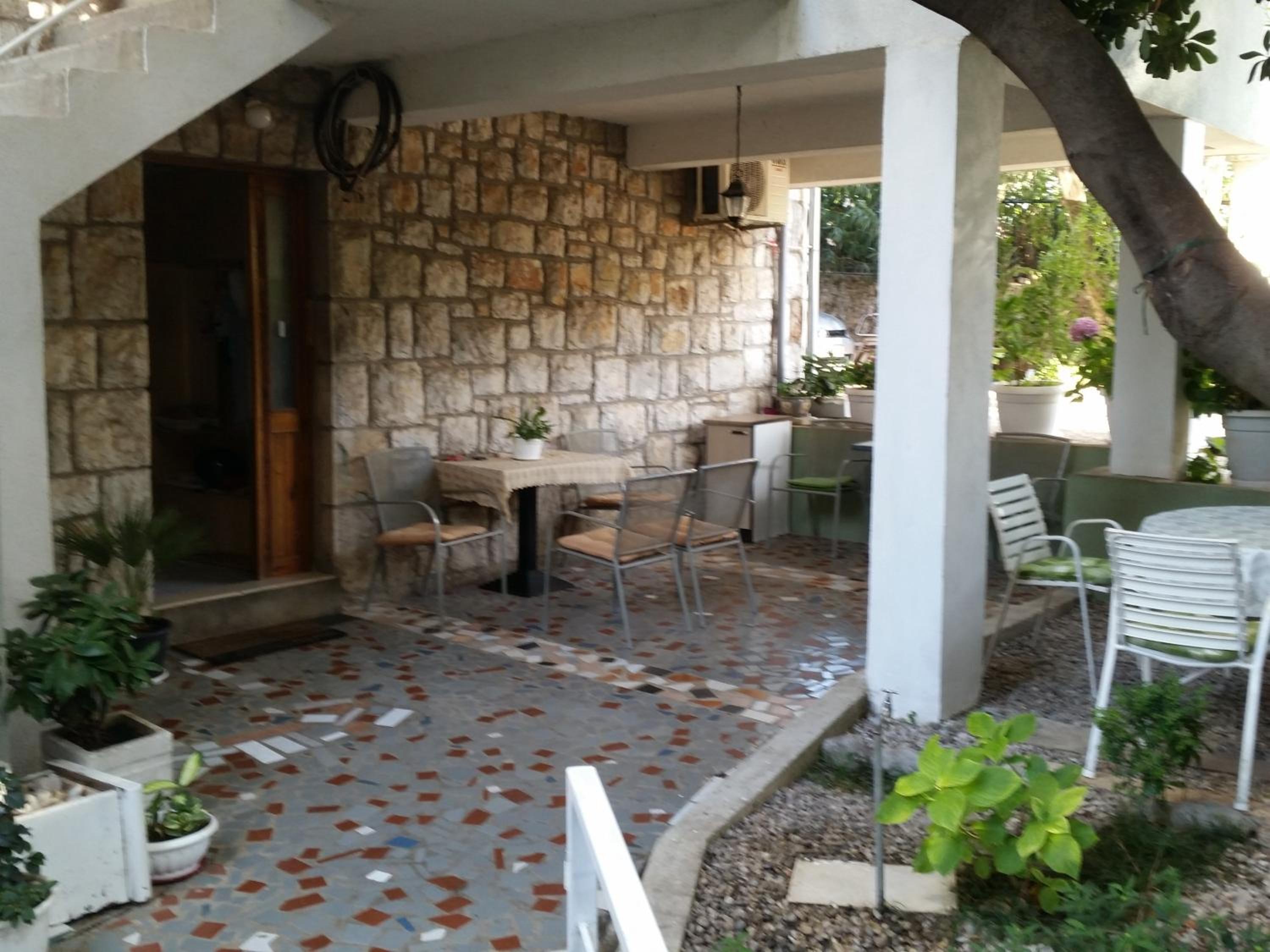 Vukosav Family Apartments and Rooms