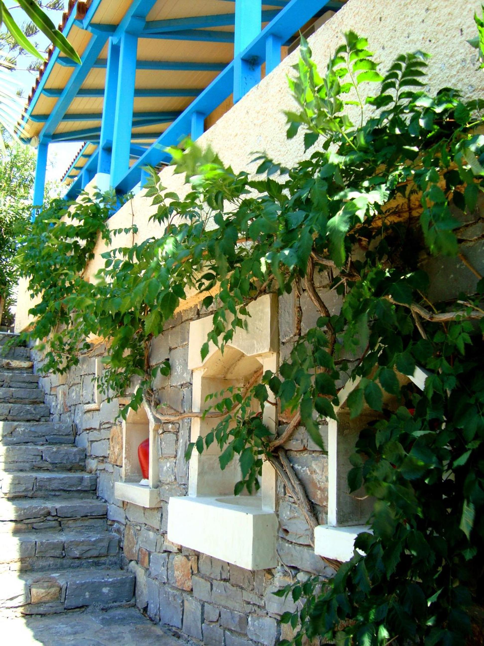 Corina Apartments , Corina 2-studios