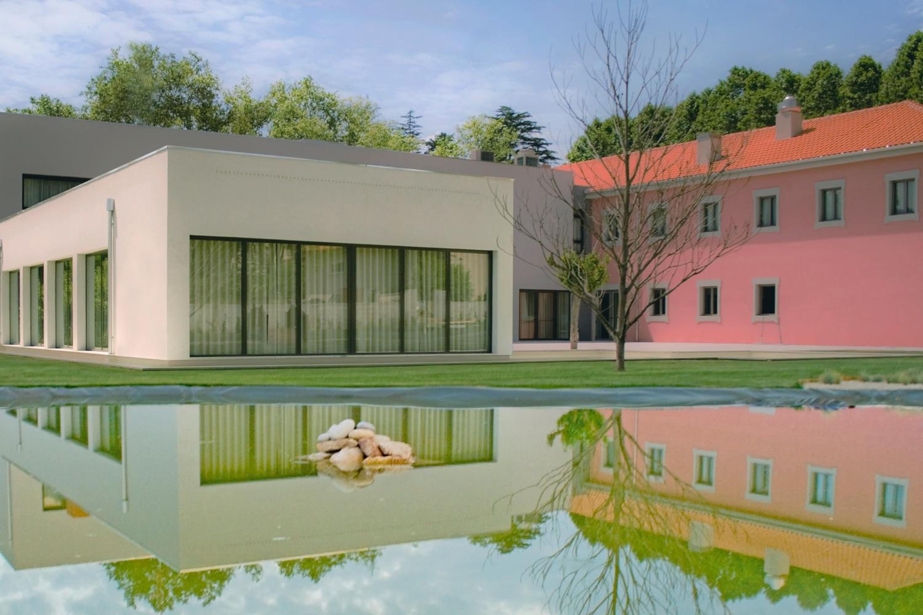 Hotel Primavera Perfume Hotel