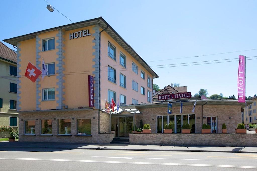 Hotel Tivoli - Image 1
