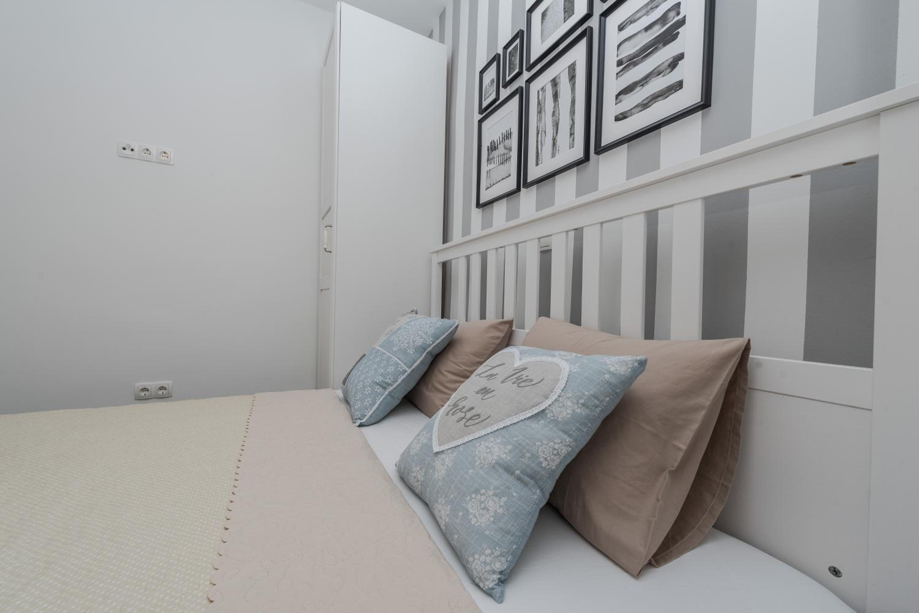 Apartments Jelavić view 4