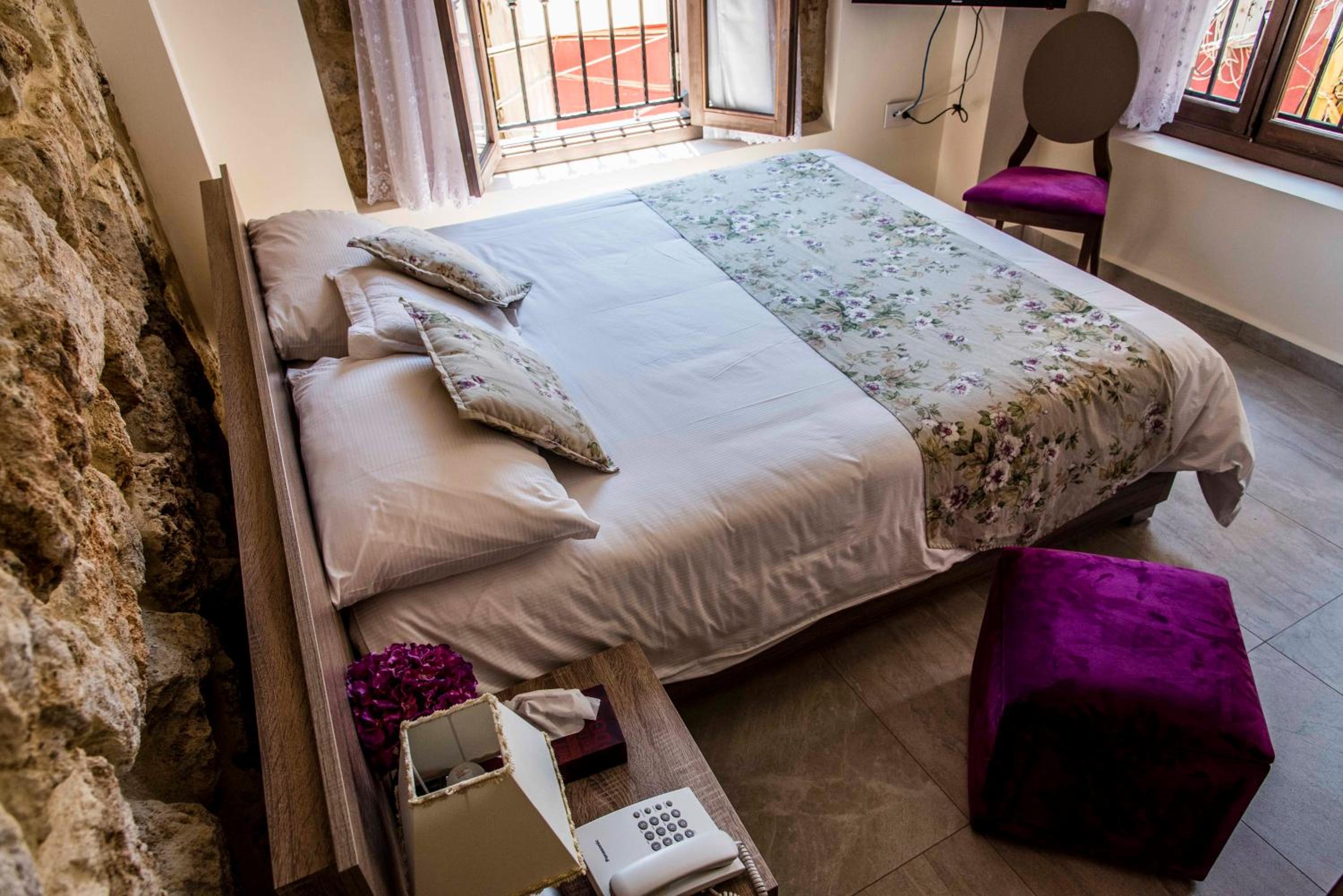 Photo 62