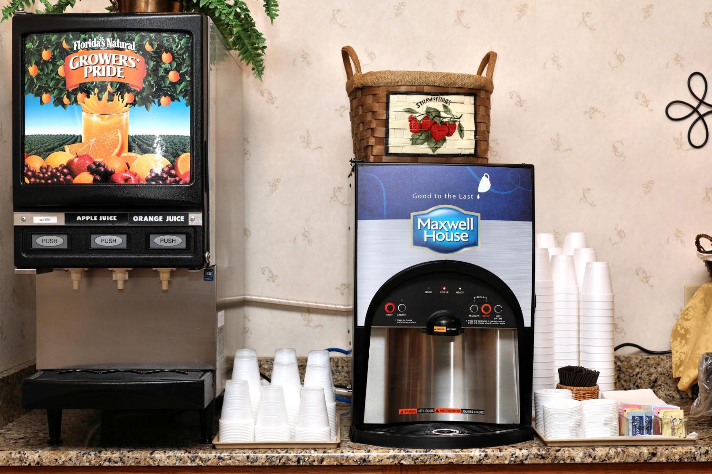 Lancaster Inn Suites - Property Image 36