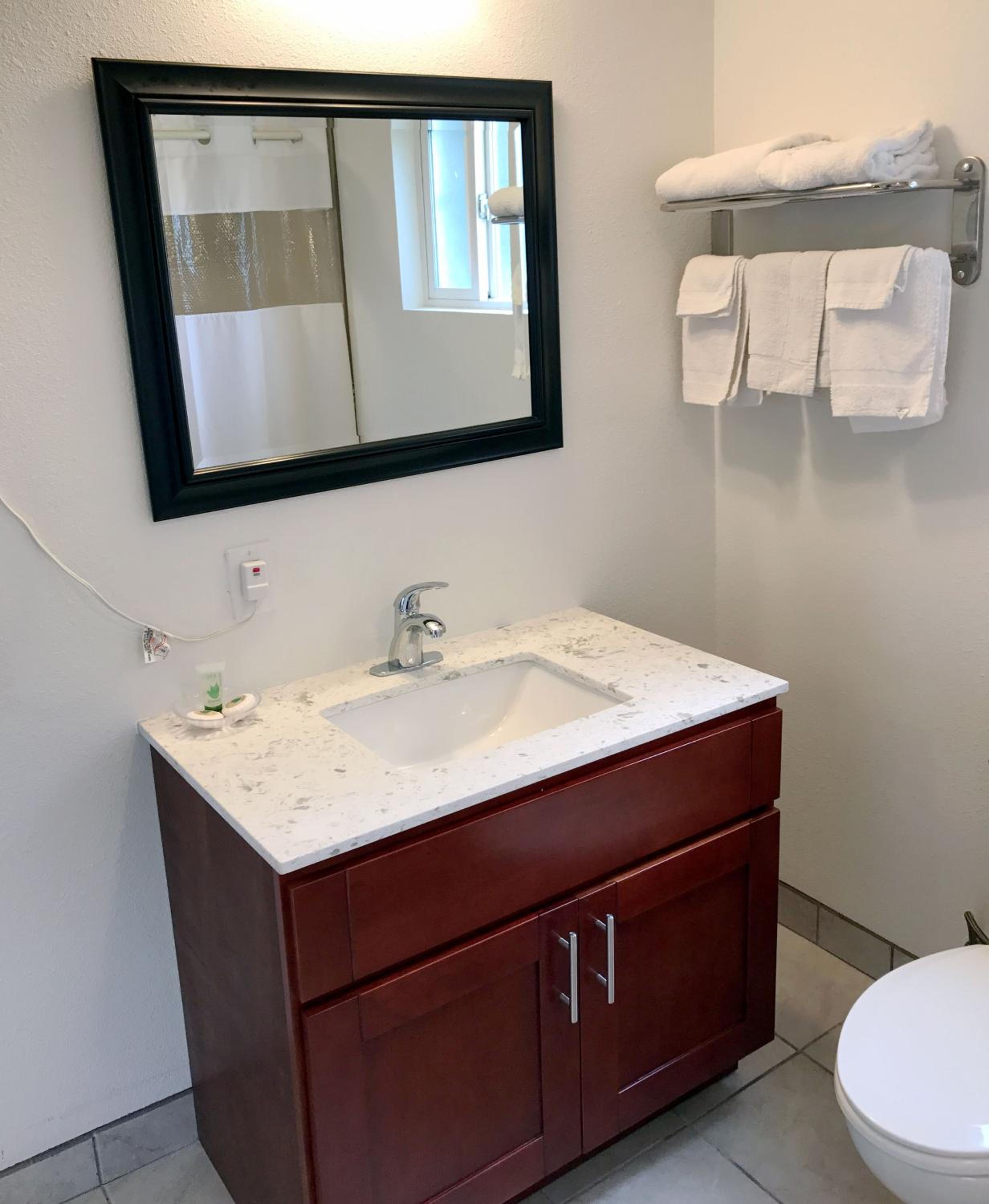 Maui Vacations - Napa Discovery Inn - Property Image 30