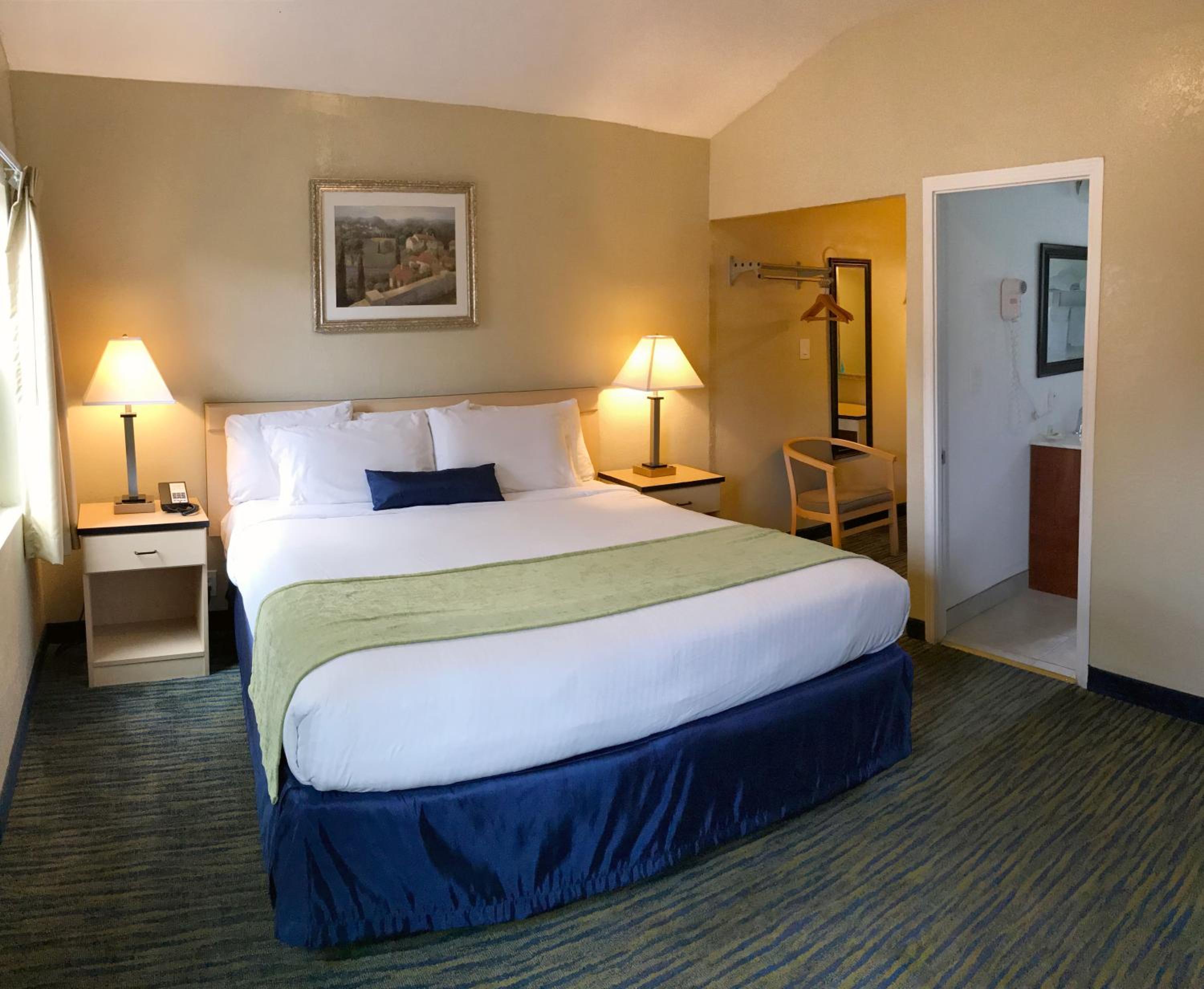 Maui Vacations - Napa Discovery Inn - Property Image 9