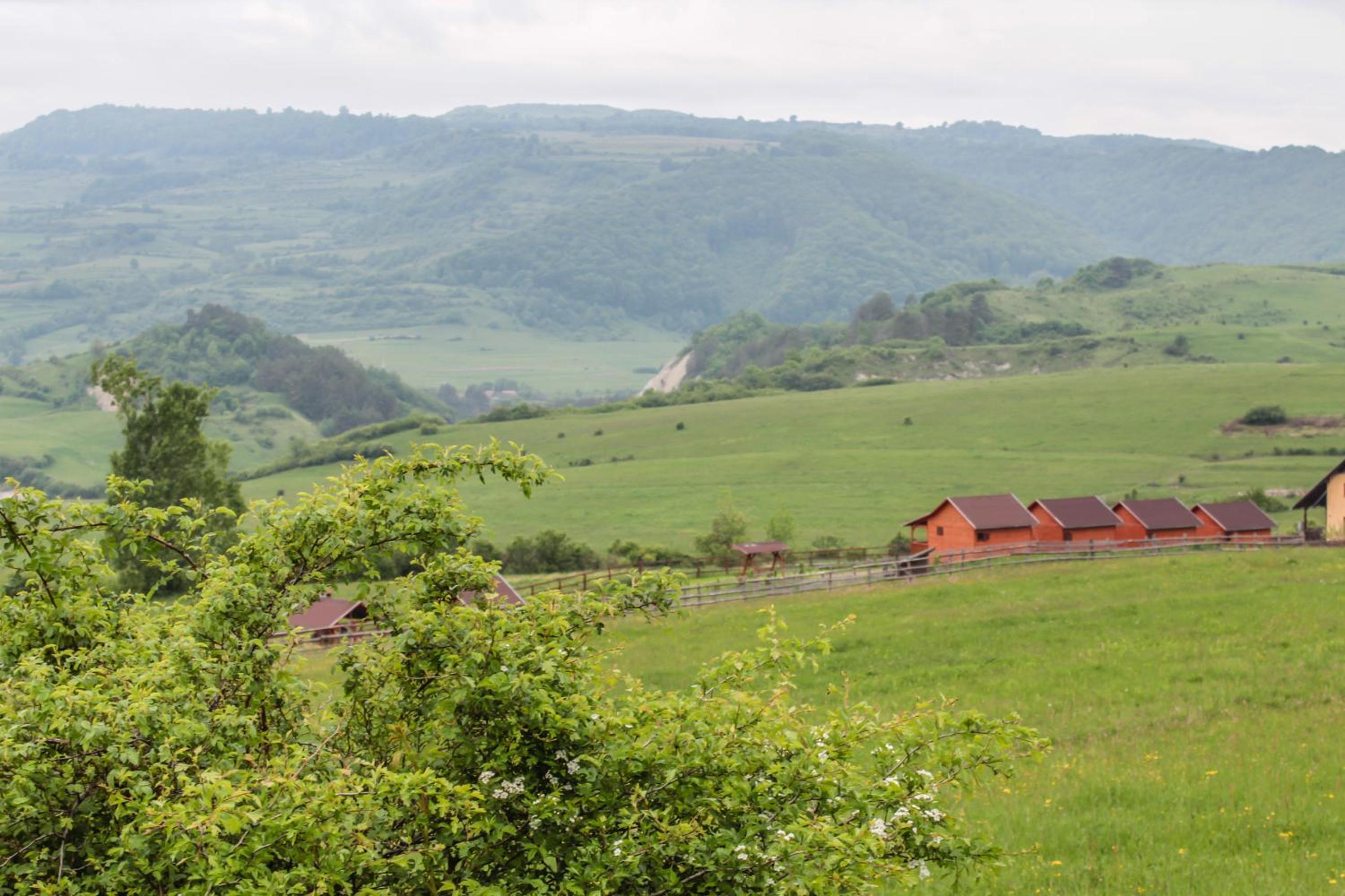 Manó Kulcsosházak view 3