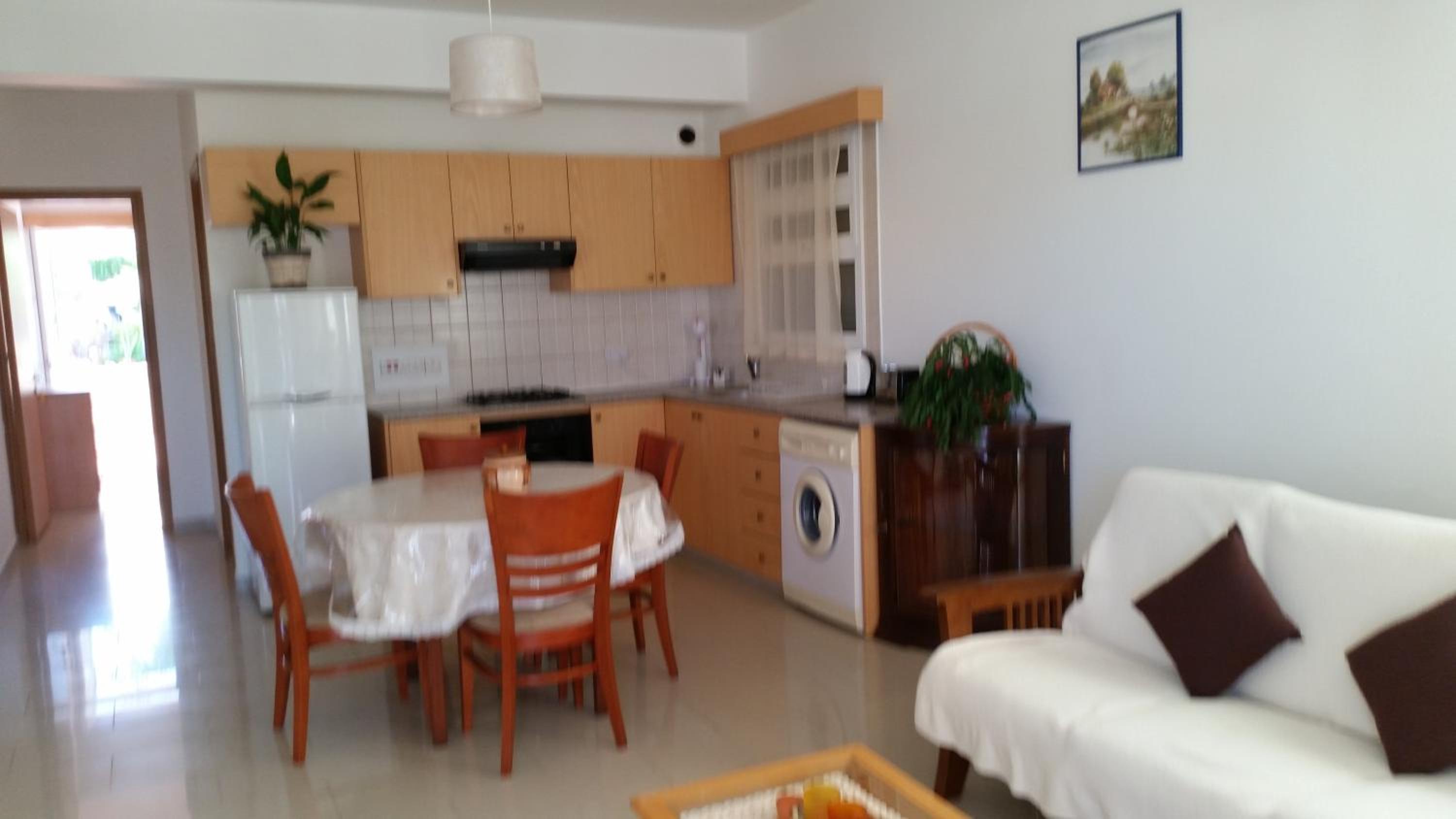 Pari's Holiday apartments-Paphos