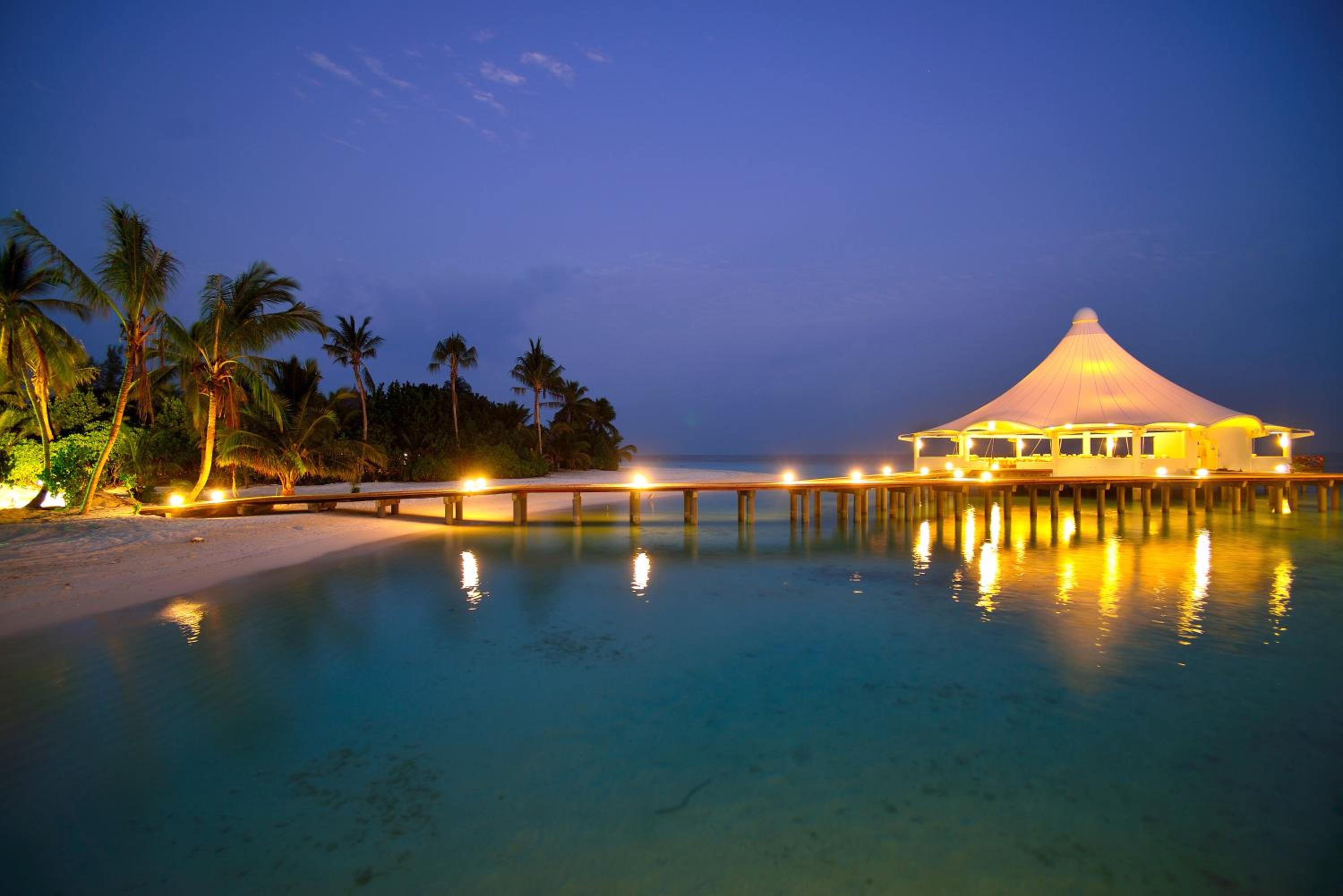 Safari Island